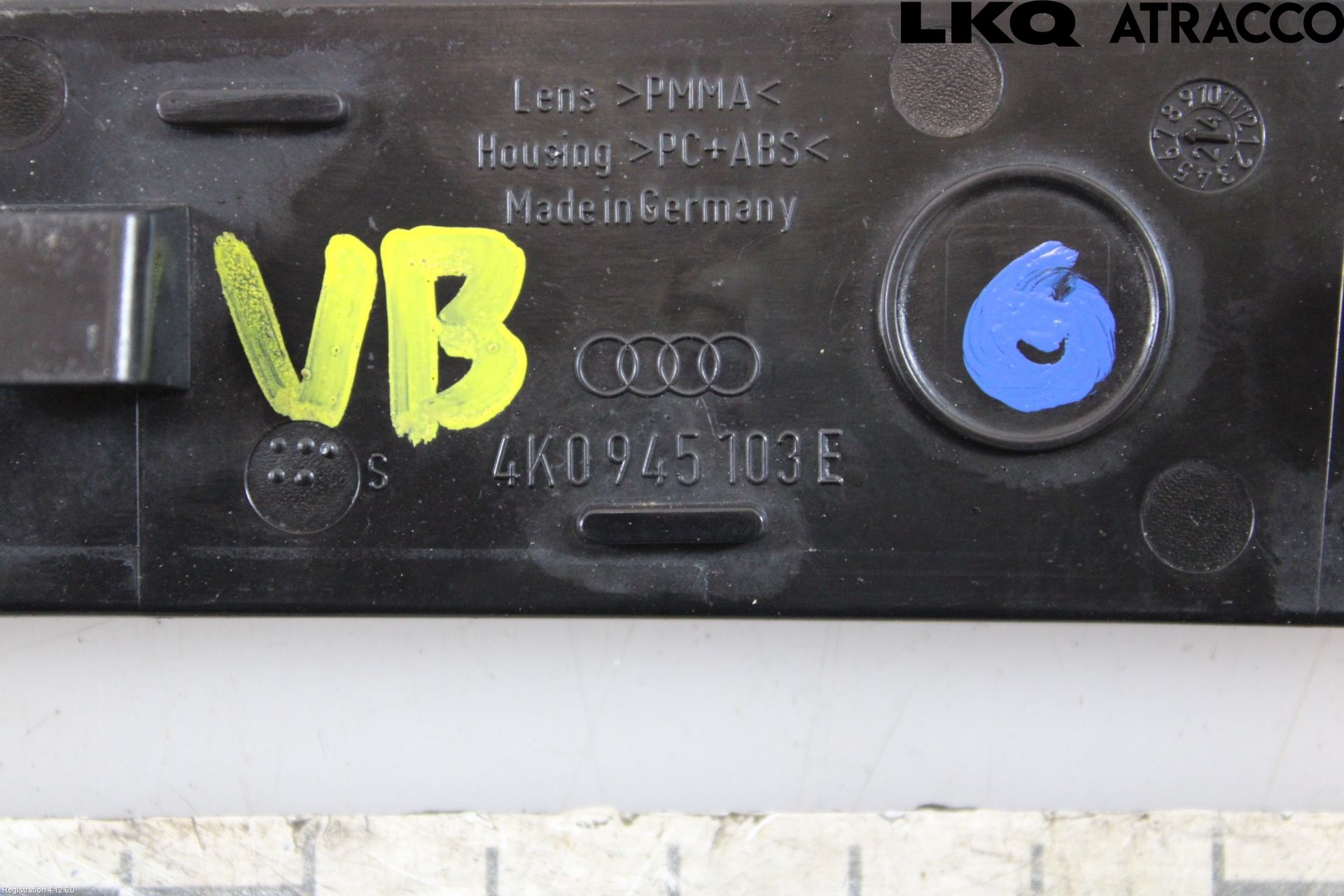 Audi A6 F2/C8 19- Dimljus/Reflex Bak