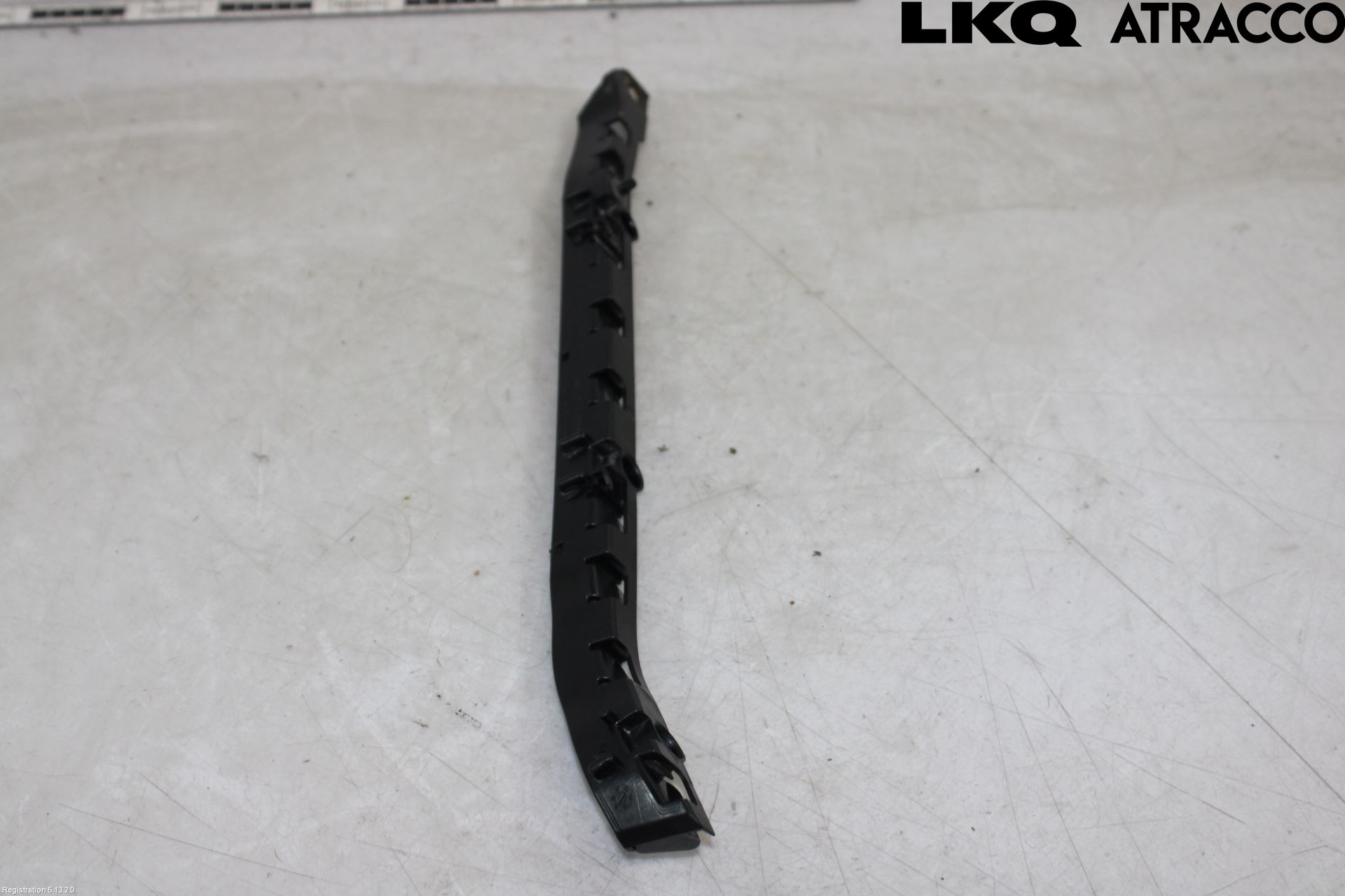 Mercedes-Benz MB C-KLASS (W204) 07-15 Stötfångarfäste Bak Hö
