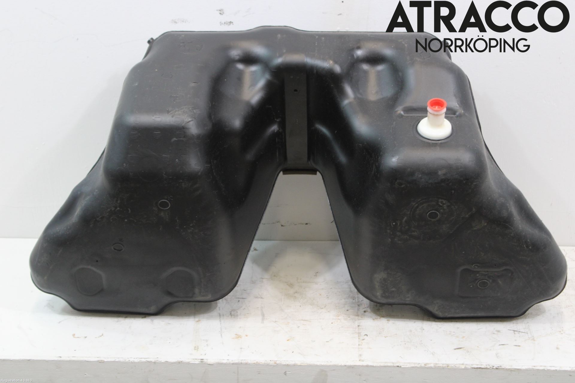 Jaguar F-TYPE Bränsletank Insprutning