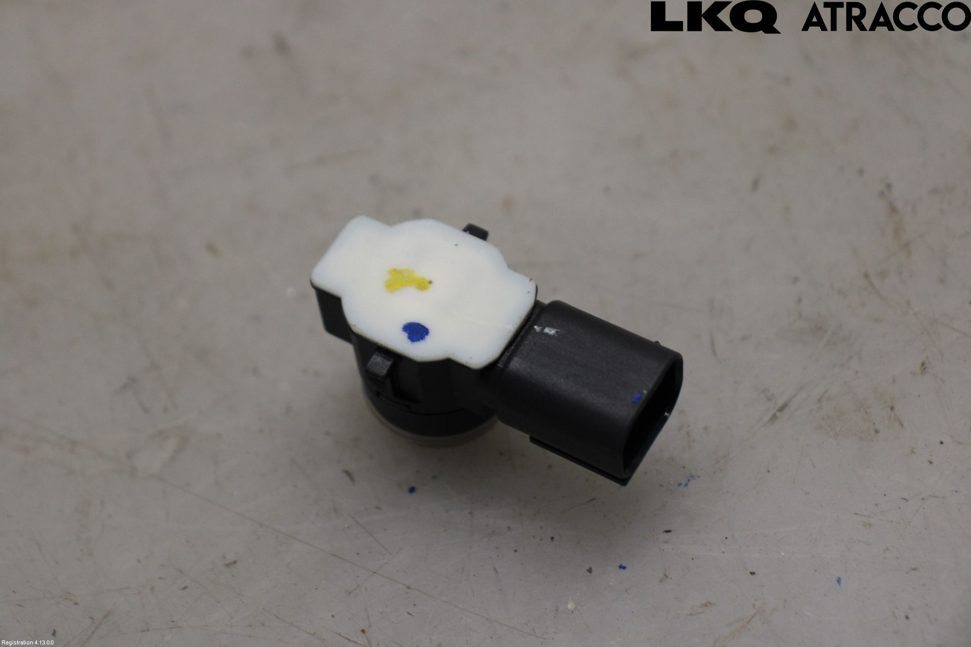 Opel VIVARO 20- Parkeringshjälp Backsensor