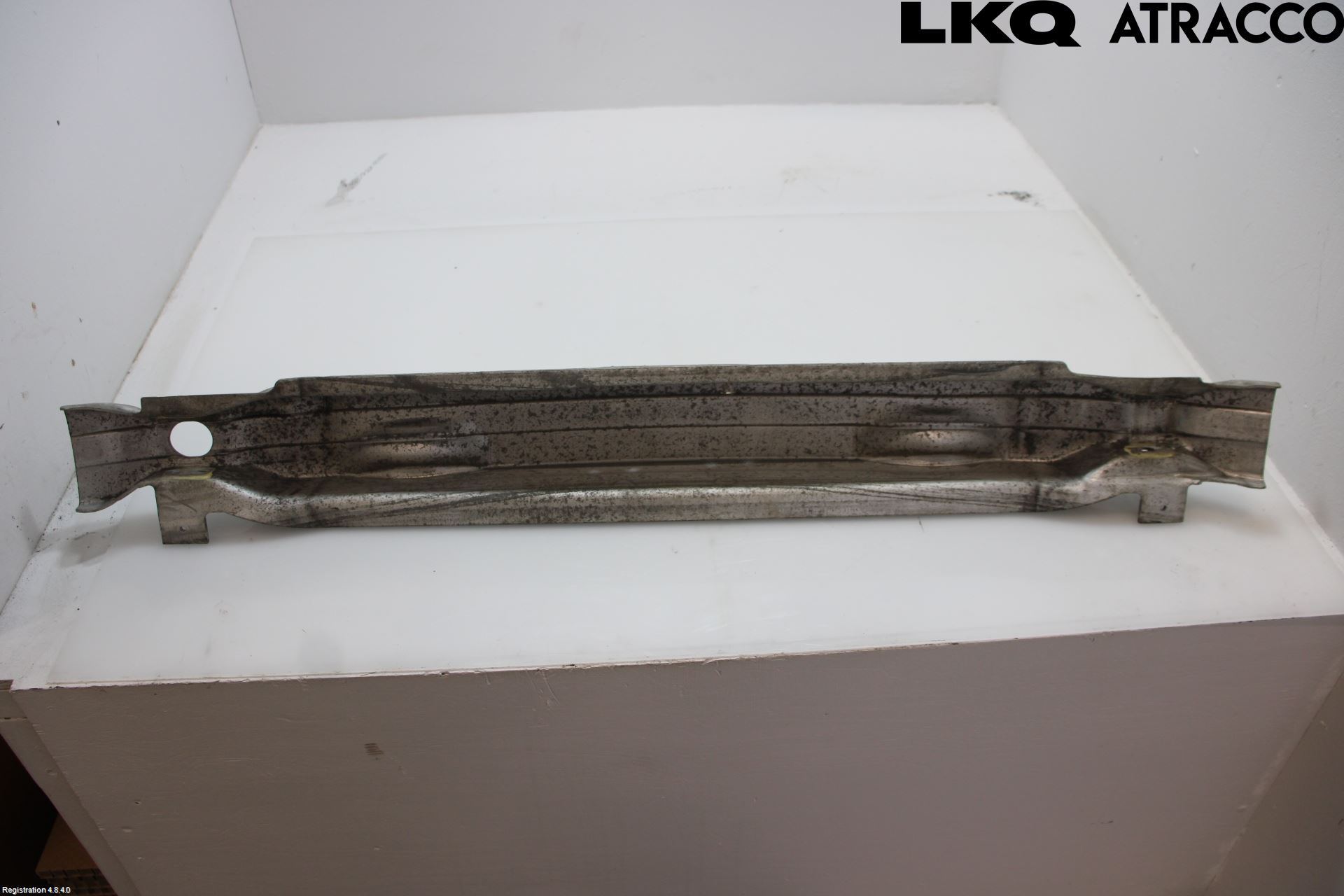 Audi A6/S6     05-11 Framvagnsbalk