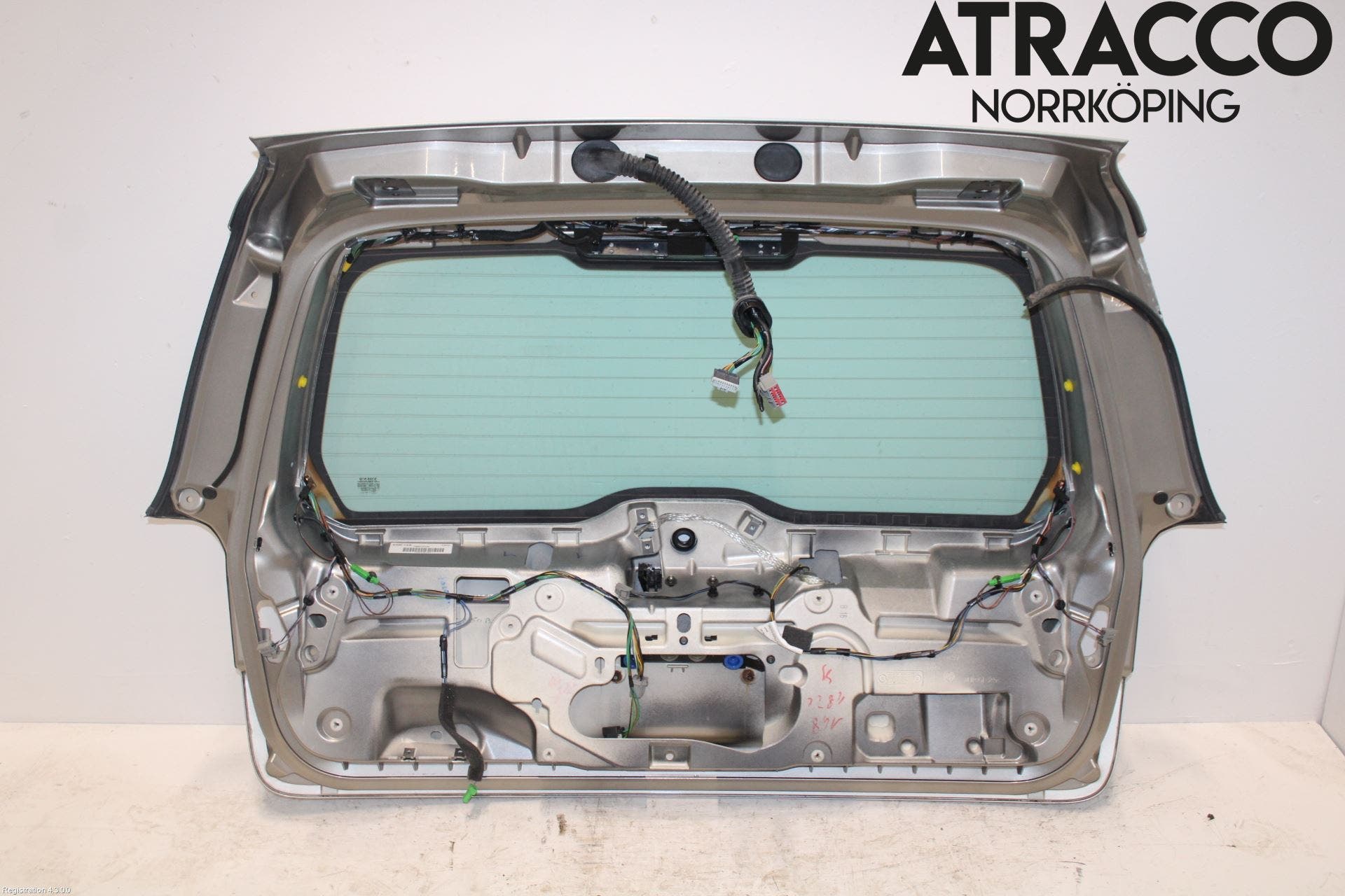 Volvo XC70 08-13 Baklucka Kombi