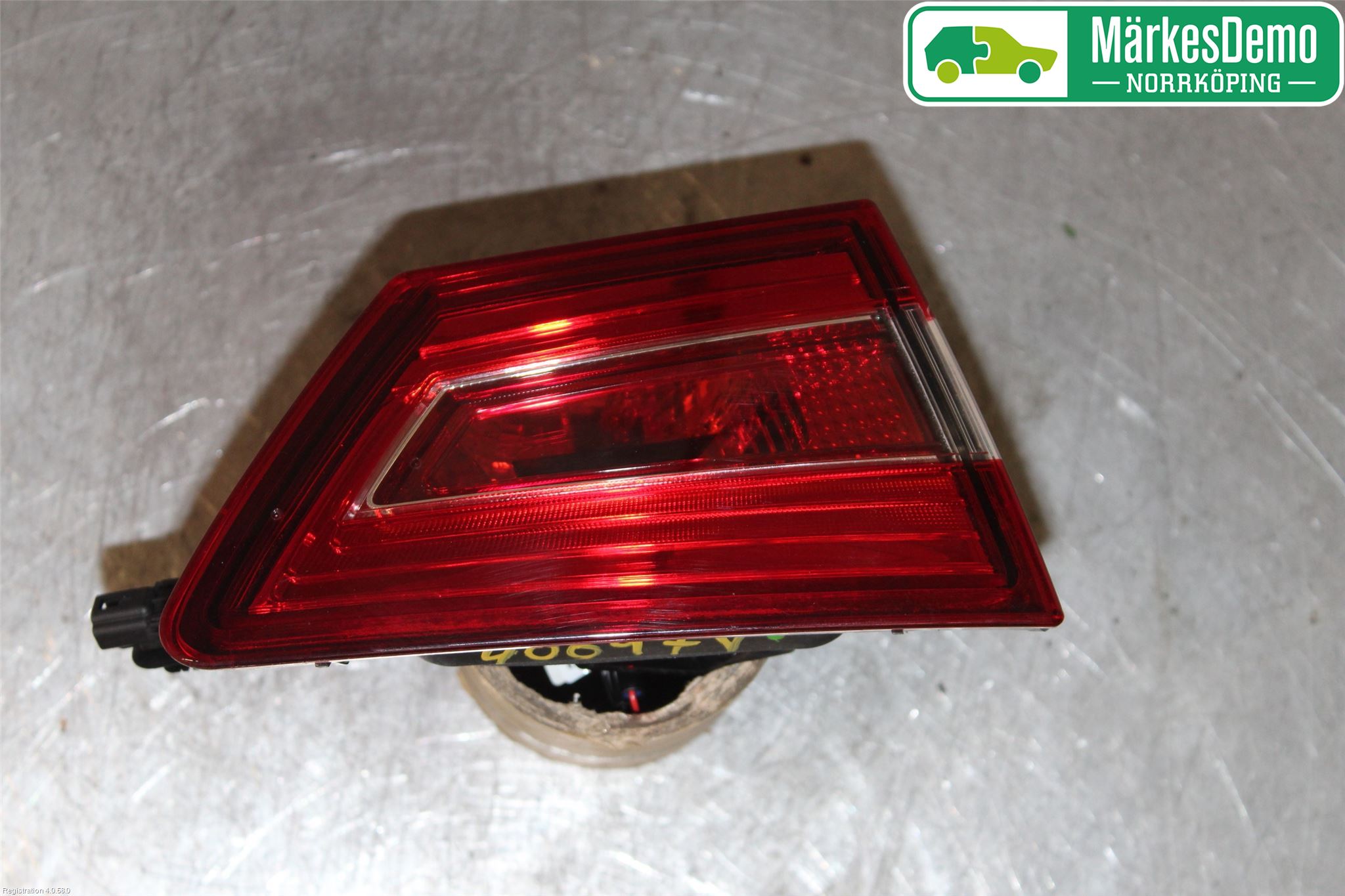 Renault CLIO IV 12-16 Bakljus Lucka Vä