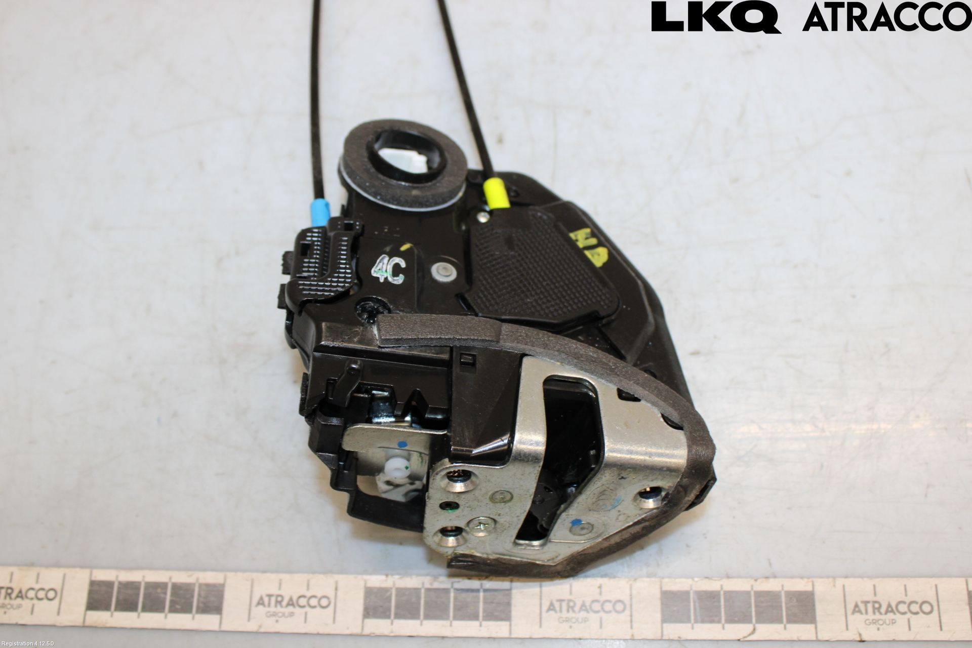 Toyota AURIS 13-19 Låskista-Dörrlås