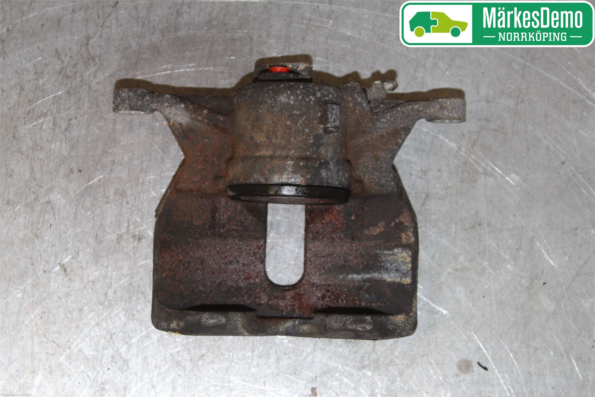 Volkswagen VW PASSAT 15-19 Bromsok Fram Höger