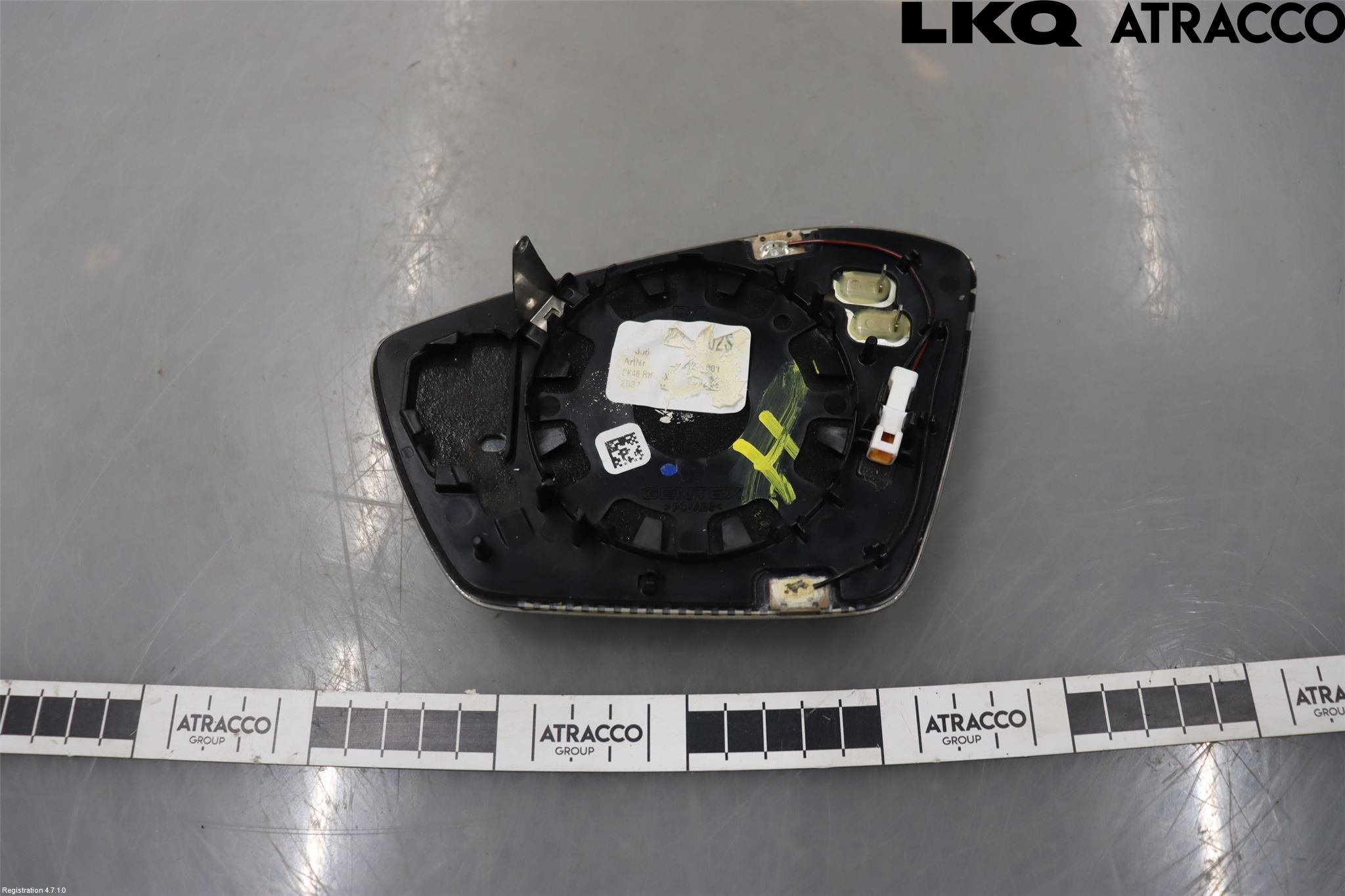 Skoda SUPERB 16-24 Spegelglas Hö