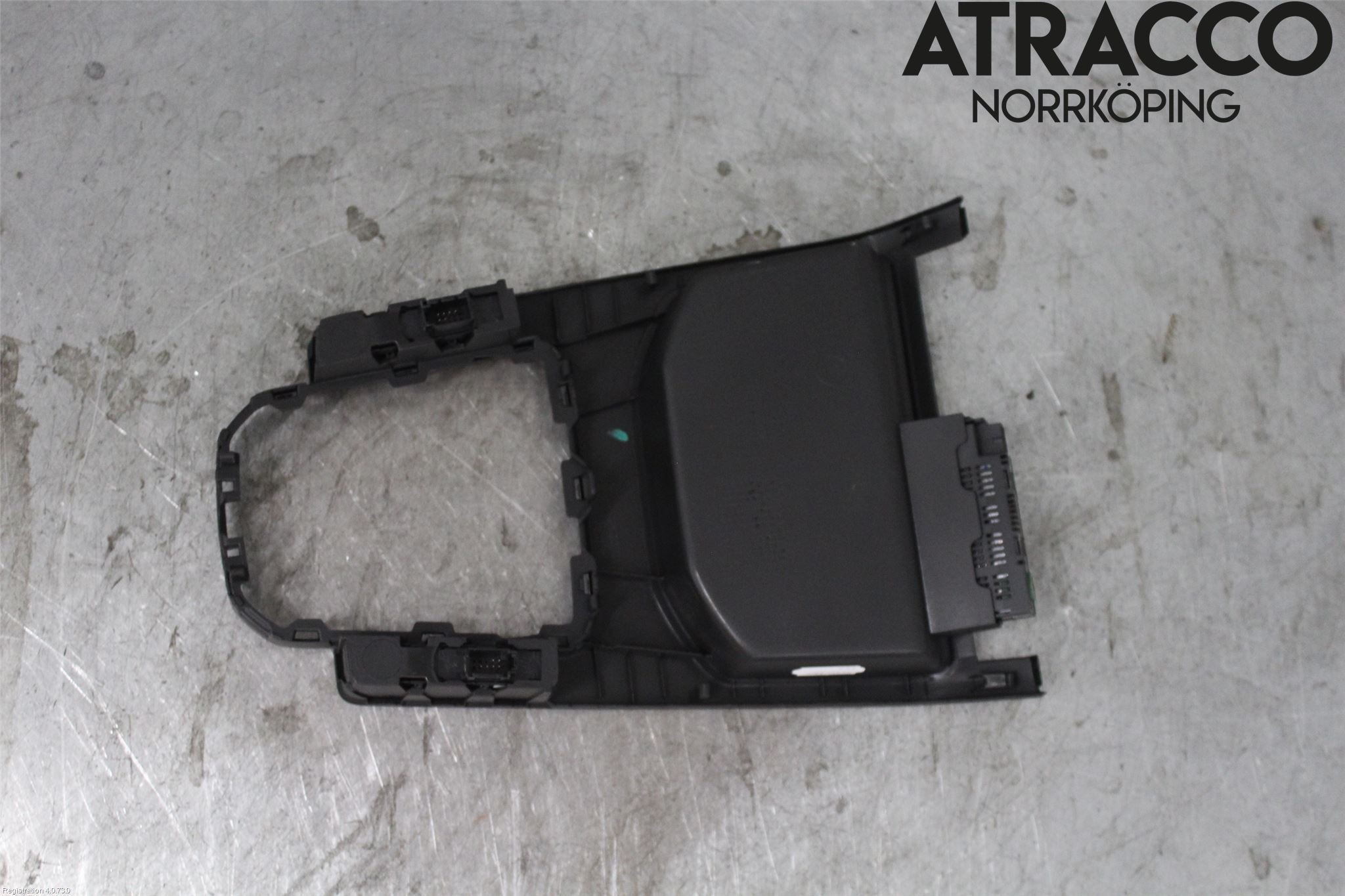 Seat ARONA Instrument-Radio Sarg