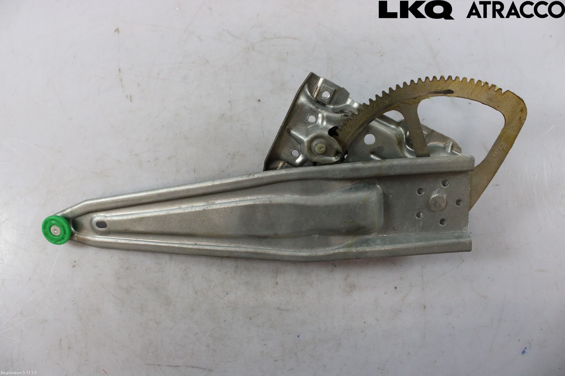 Toyota YARIS XP130 12-14 Fönsterhissats Manuell