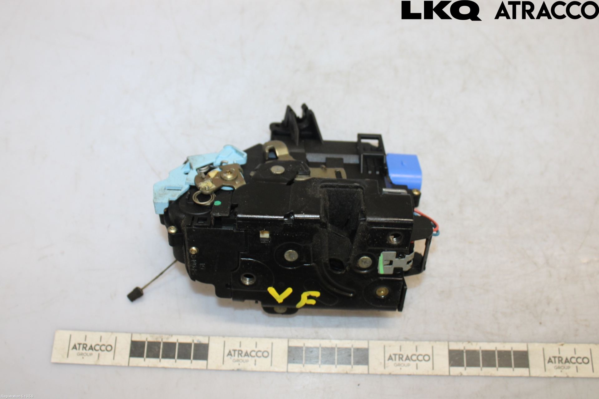 Volkswagen VW GOLF V 04-09 Låskista-Dörrlås