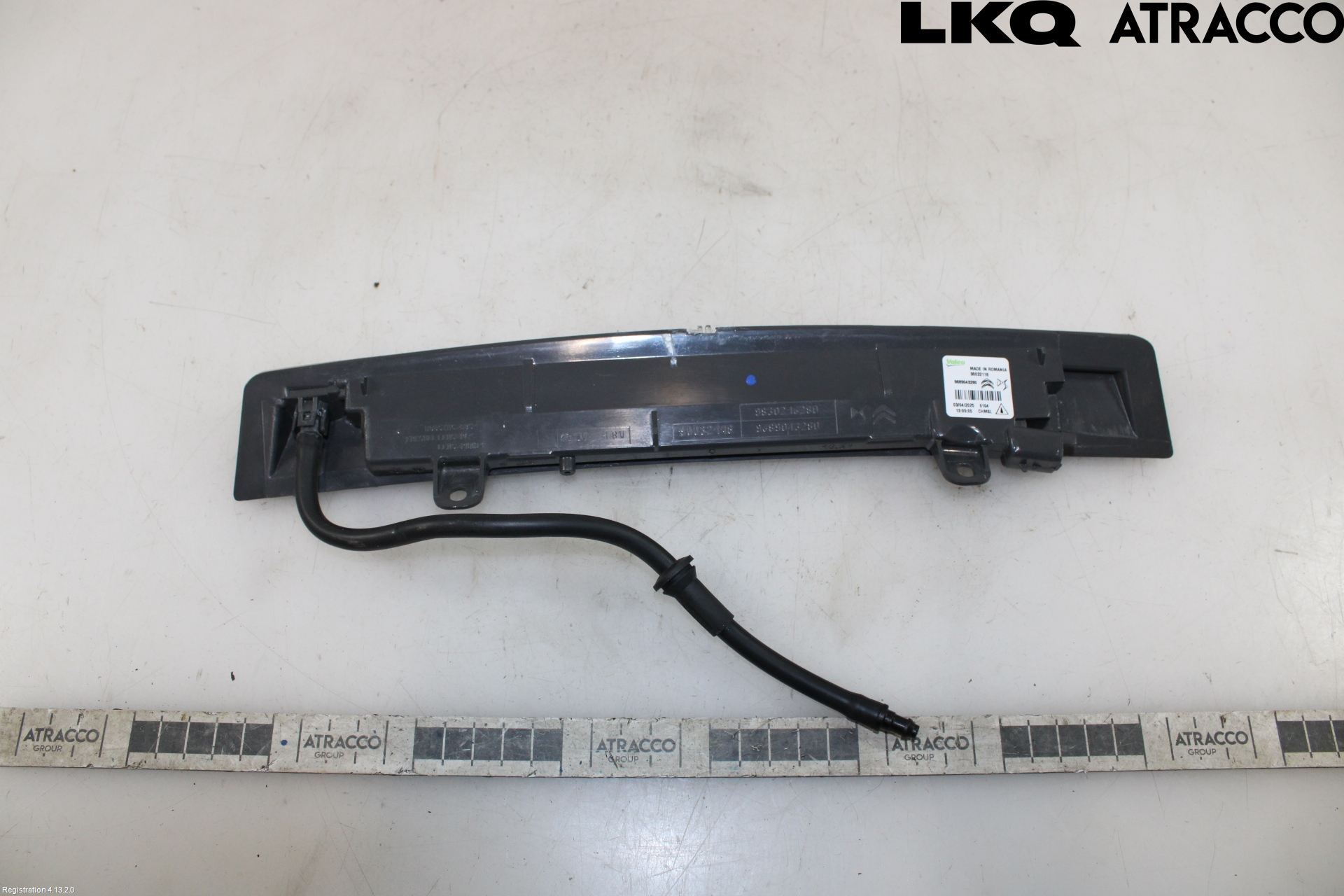 Opel CORSA F, CORSA-E 20- Bromsljus Bakruta