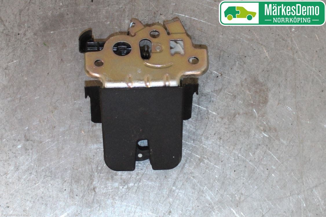 Skoda FABIA 15-21 Låskista Baklucka