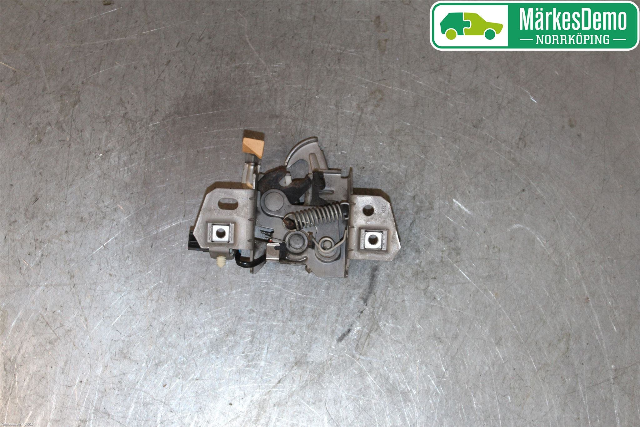 Volvo S40 08-12 Huvlås