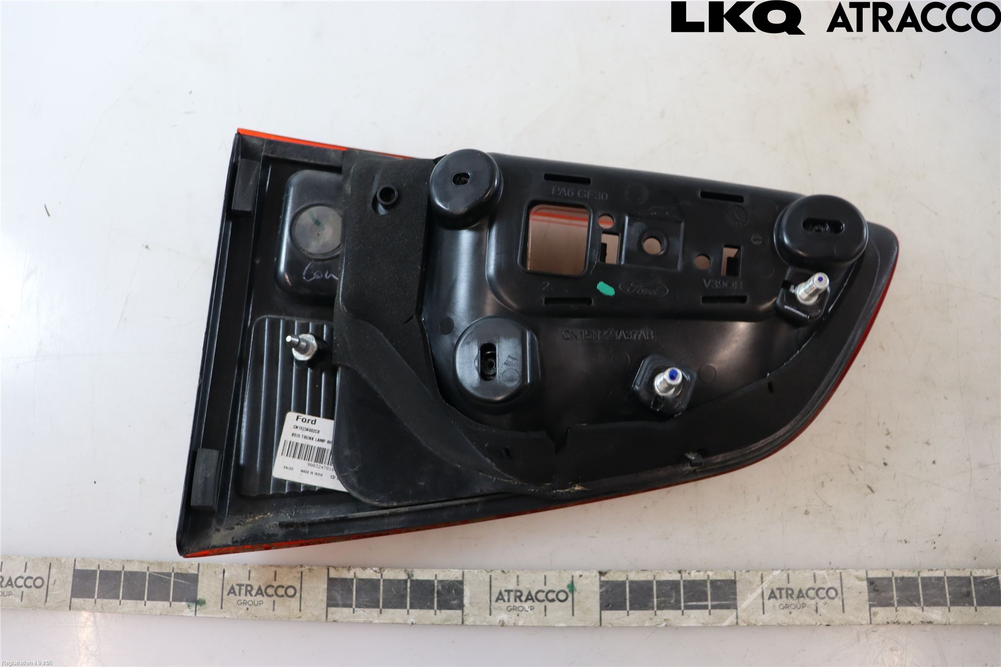 Ford ECOSPORT 17- Bakljus Lucka Hö
