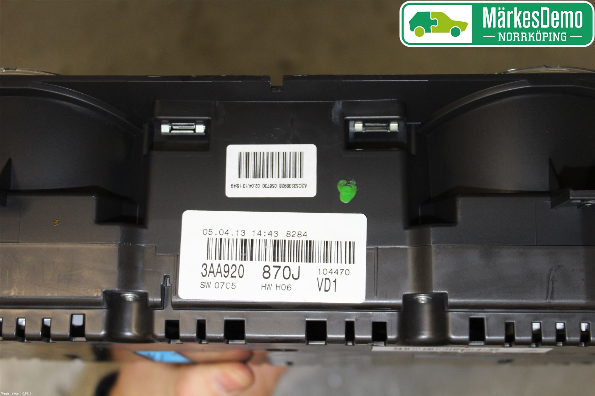Volkswagen VW PASSAT 11-14 Instrument Komb