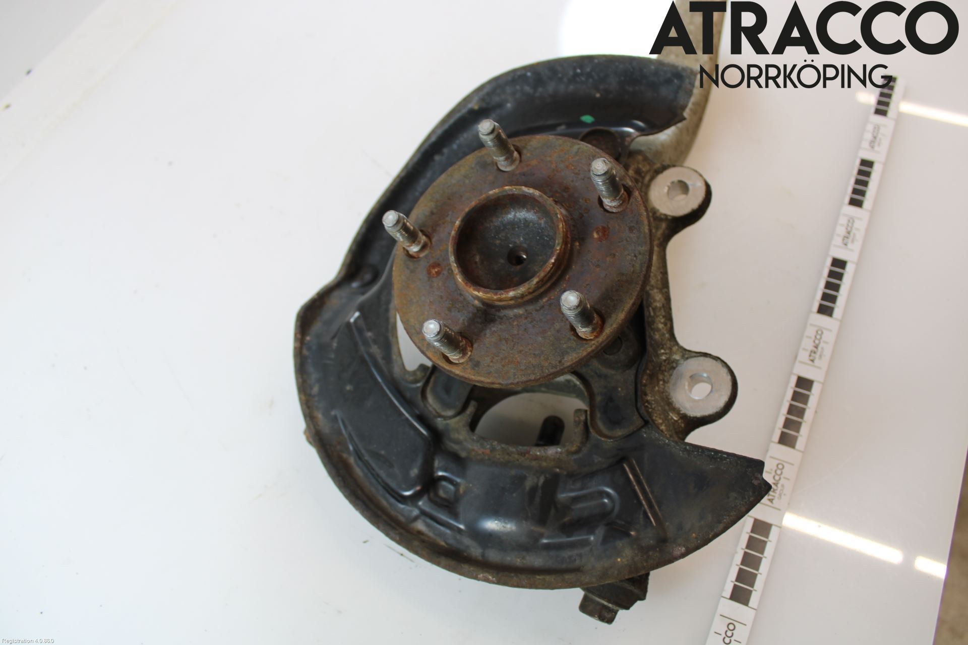 Toyota CROWN Styrspindel Lagerhus Vä