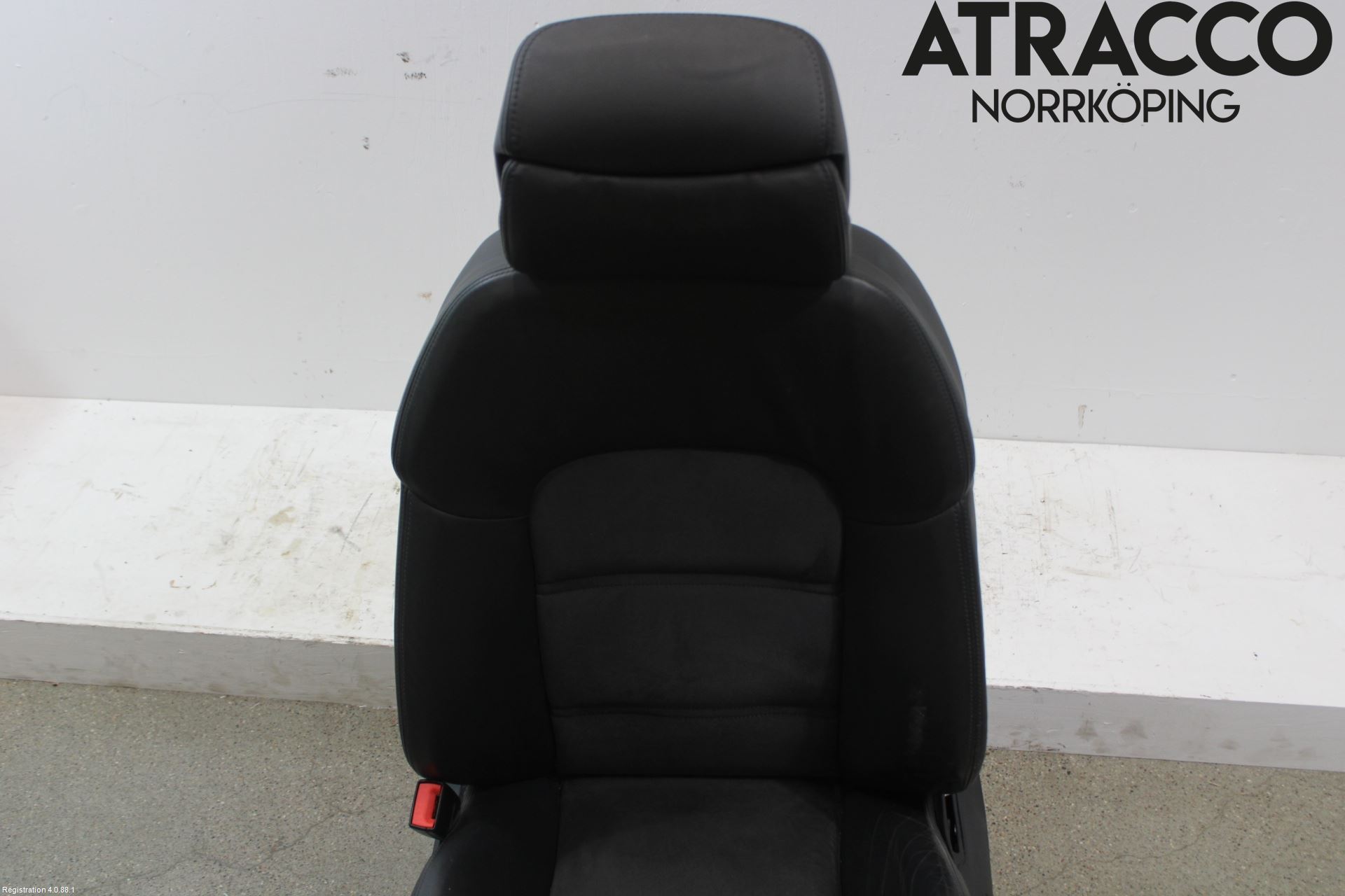 Audi A8/S8 4E  02-09 Inredning Stol Fram Vä