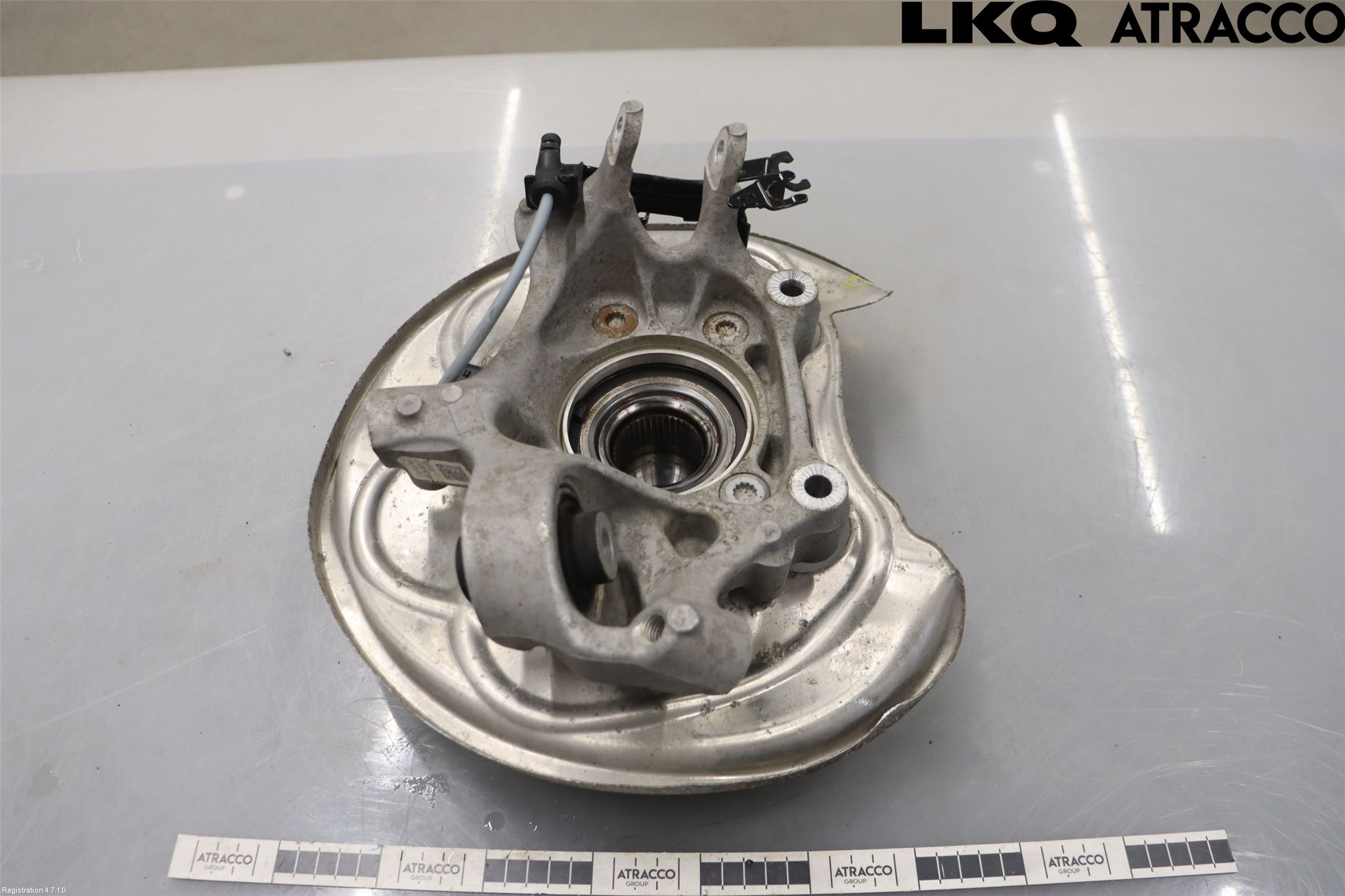 Audi A6 F2/C8 19- Hjullagerhus-Spindel Vä B