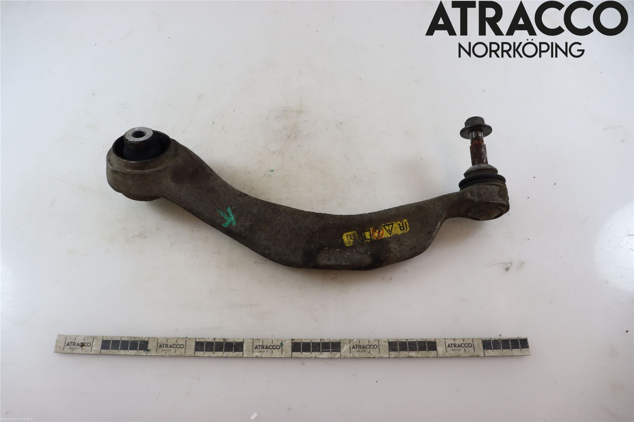 BMW 5 F10/F11/F18 09-17 Bärarm Fram Undre Hö