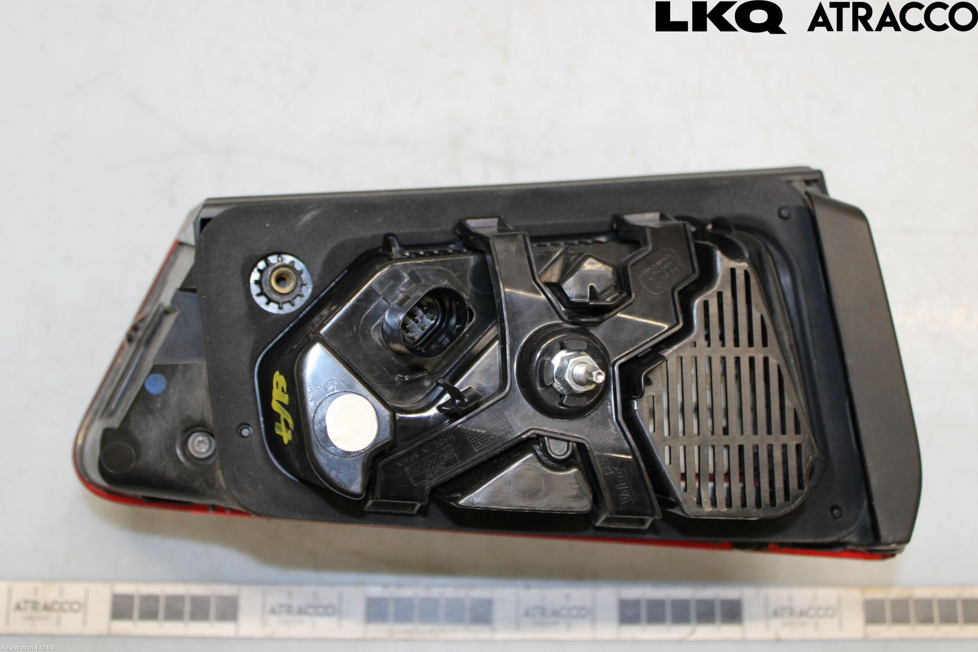 Audi A6 ALLROAD 12-18 Bakljus Lucka Hö