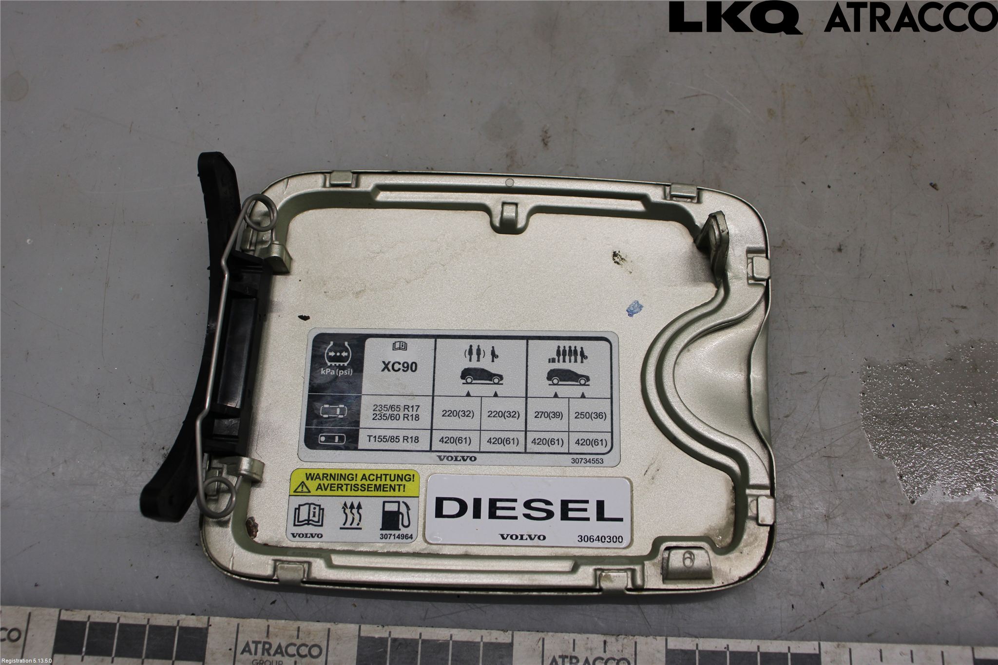 Volvo XC90 03-06 Tanklucka