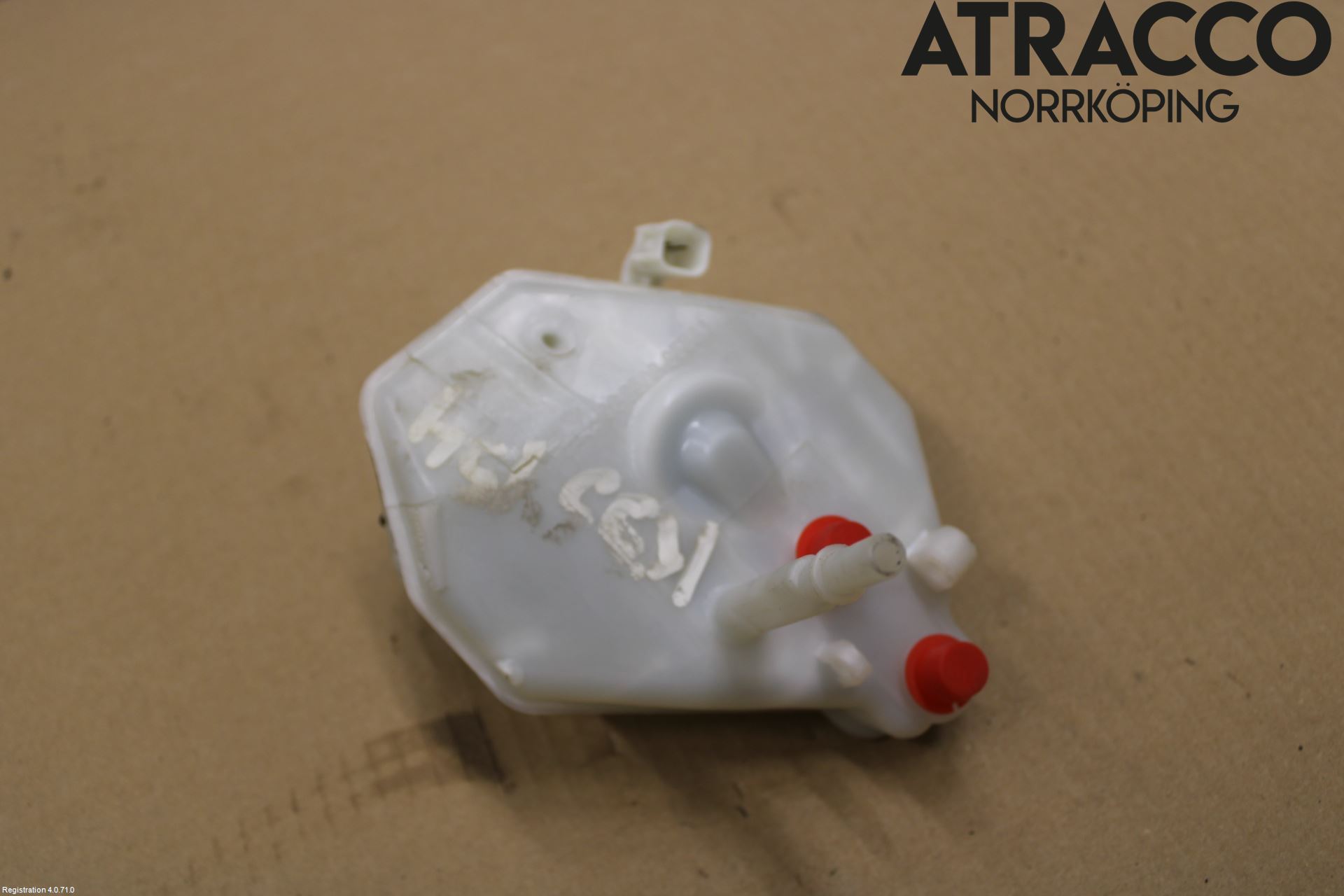 Volvo V60 11-13 Bromsvätskebehållare