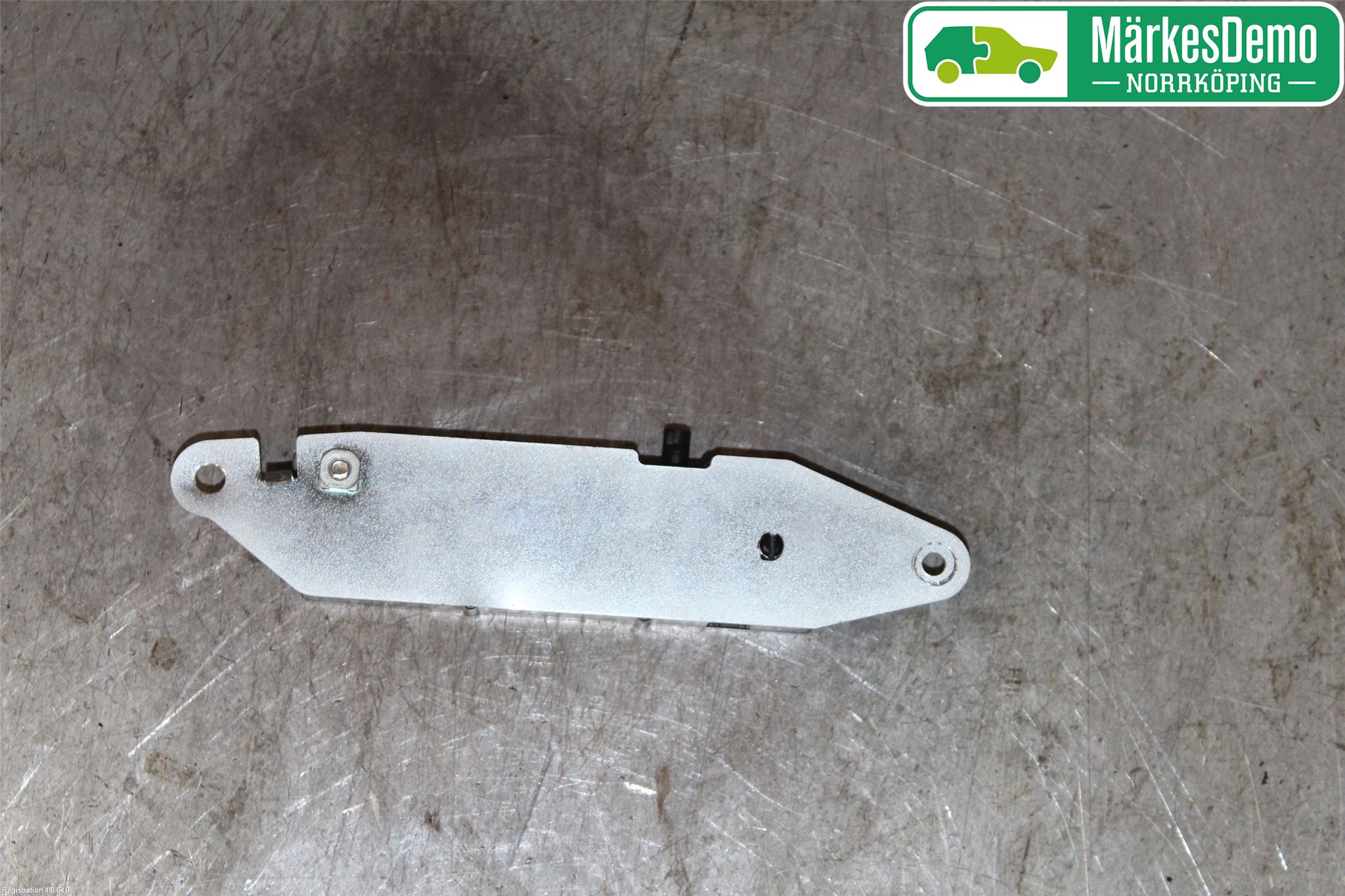 Jaguar XK/XKR 06-14 Antennförstärkare