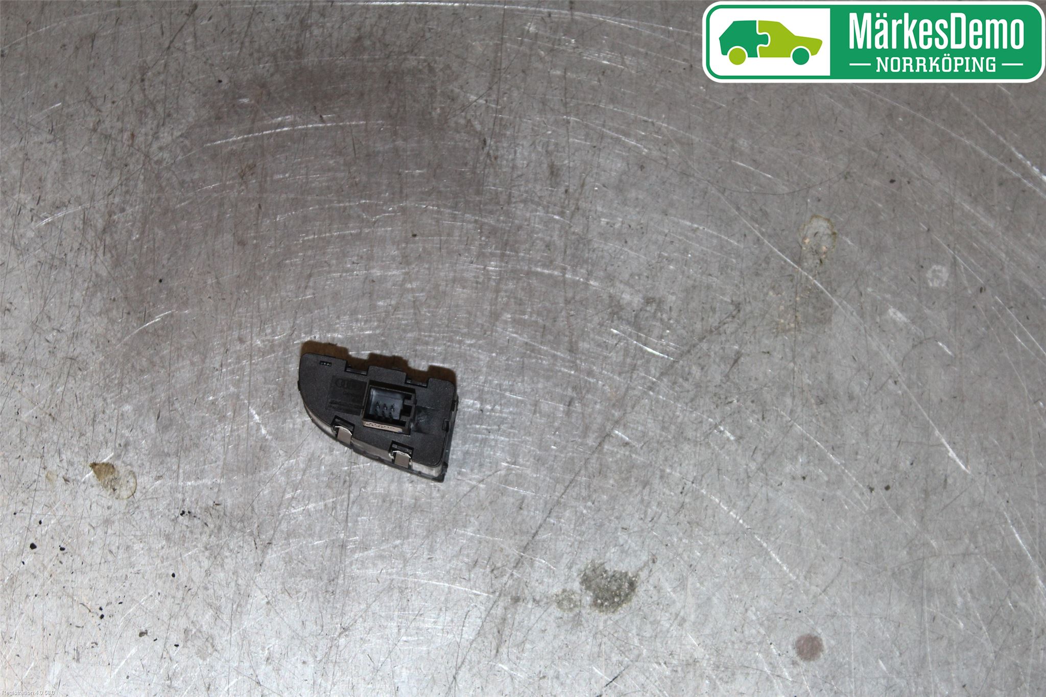 Audi A6/S6     05-11 Strömställare Övrigt