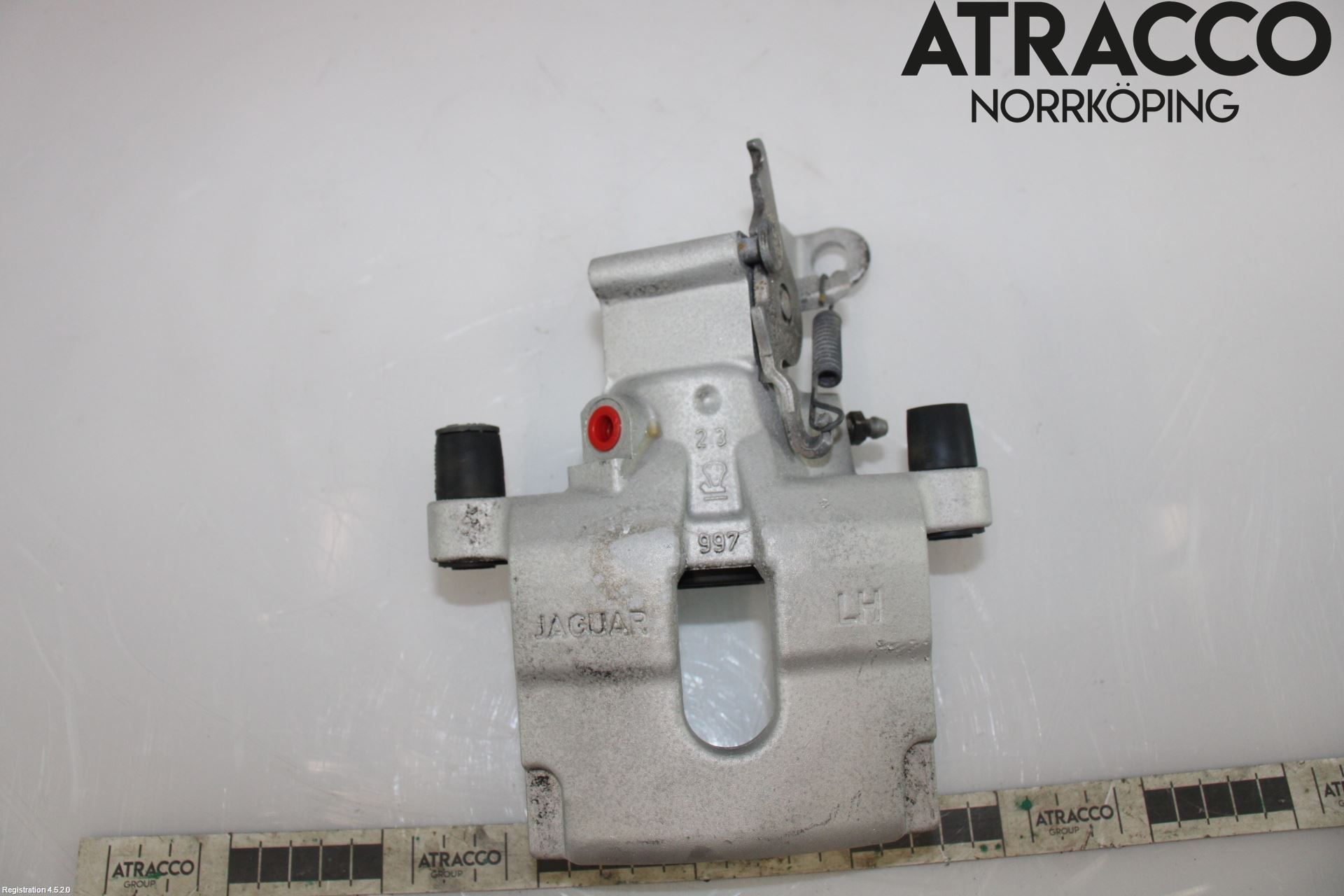 Jaguar XK/XKR 06-14 Bromsok Bak Vänster