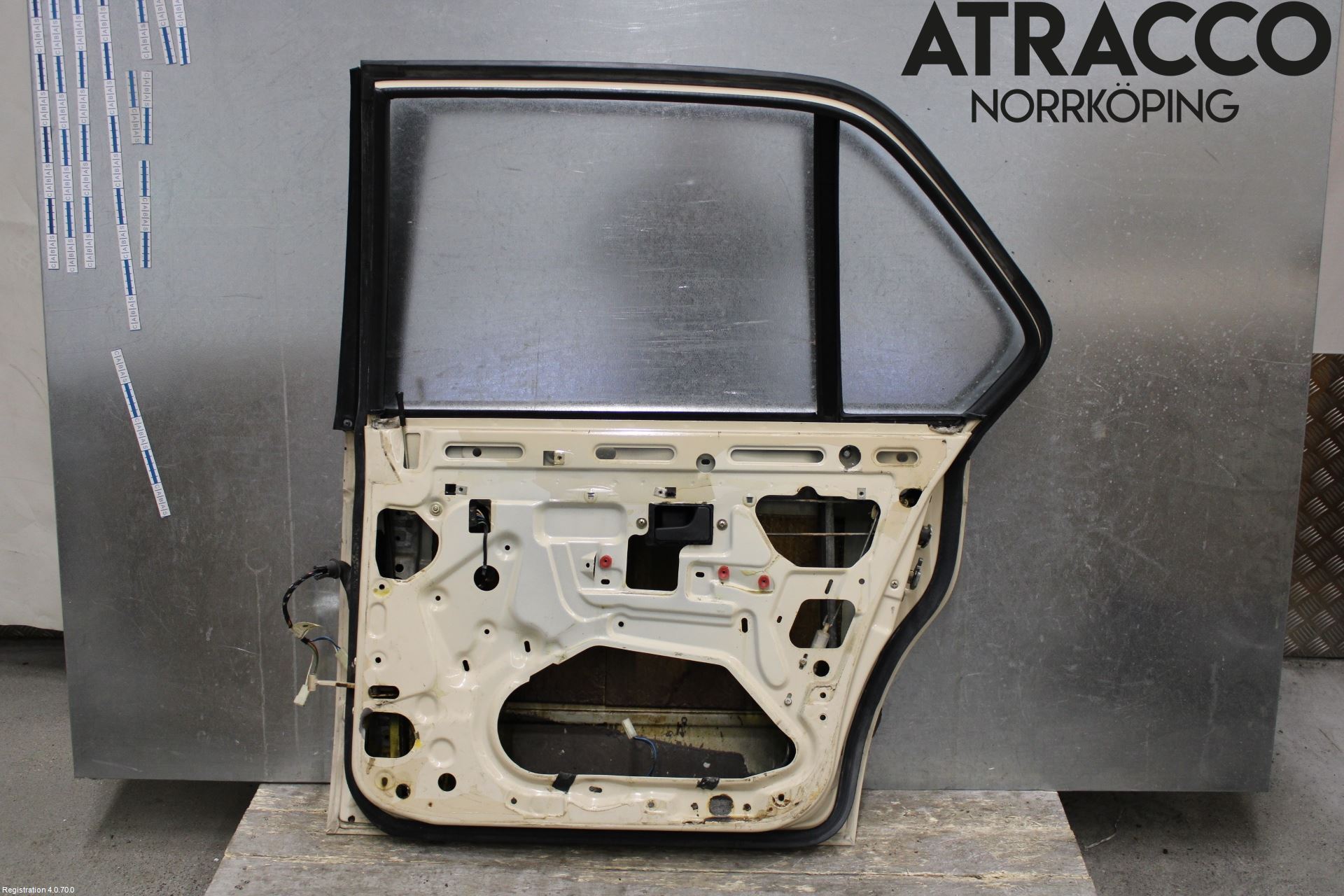 BMW 7 E23      77-86 Dörr Bak Höger