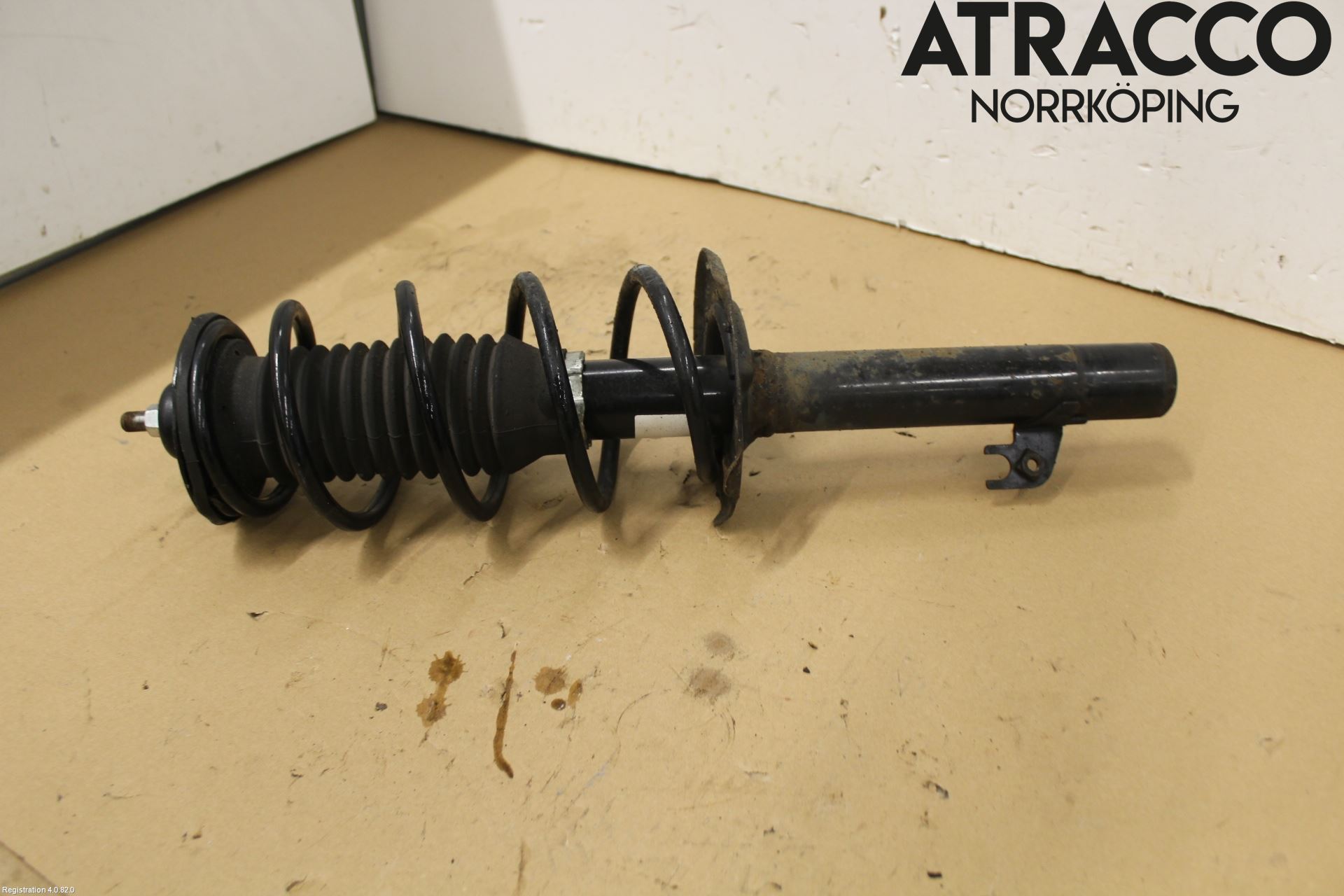 Toyota AYGO 06-14 Fjäderben Fram Höger