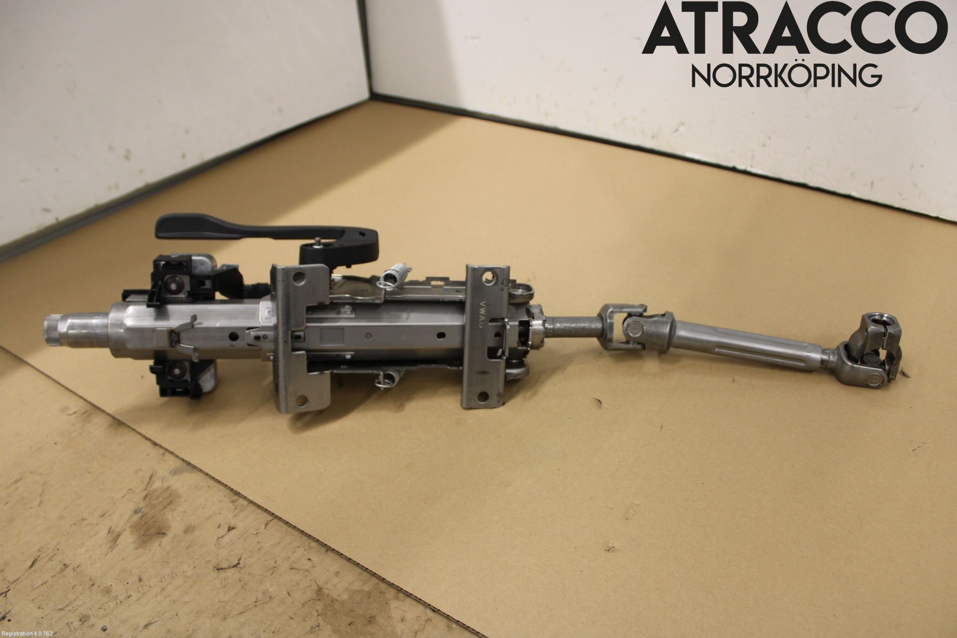 Skoda OCTAVIA (NX) 20- Rattaxelagg Justerbart