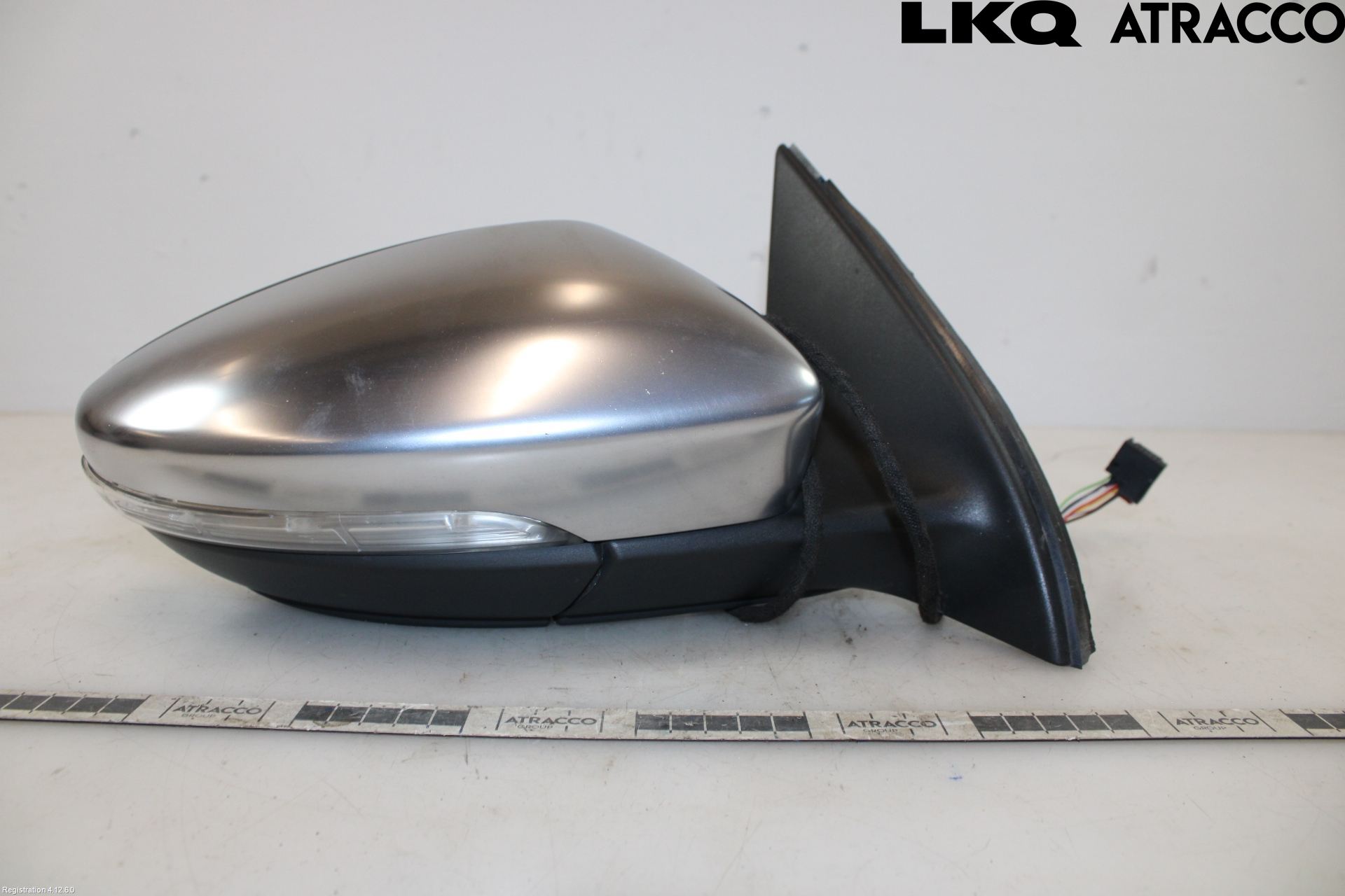Volkswagen VW PASSAT 11-14 Spegel Yttre El Hö