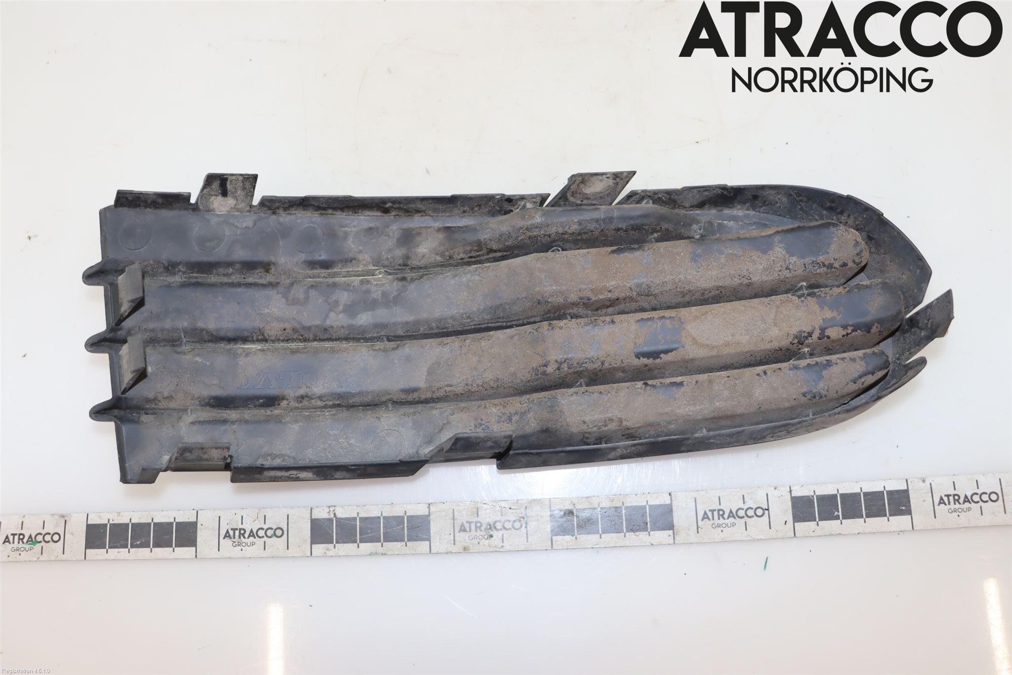 Volvo V50 04-07 Grilldel Vänster