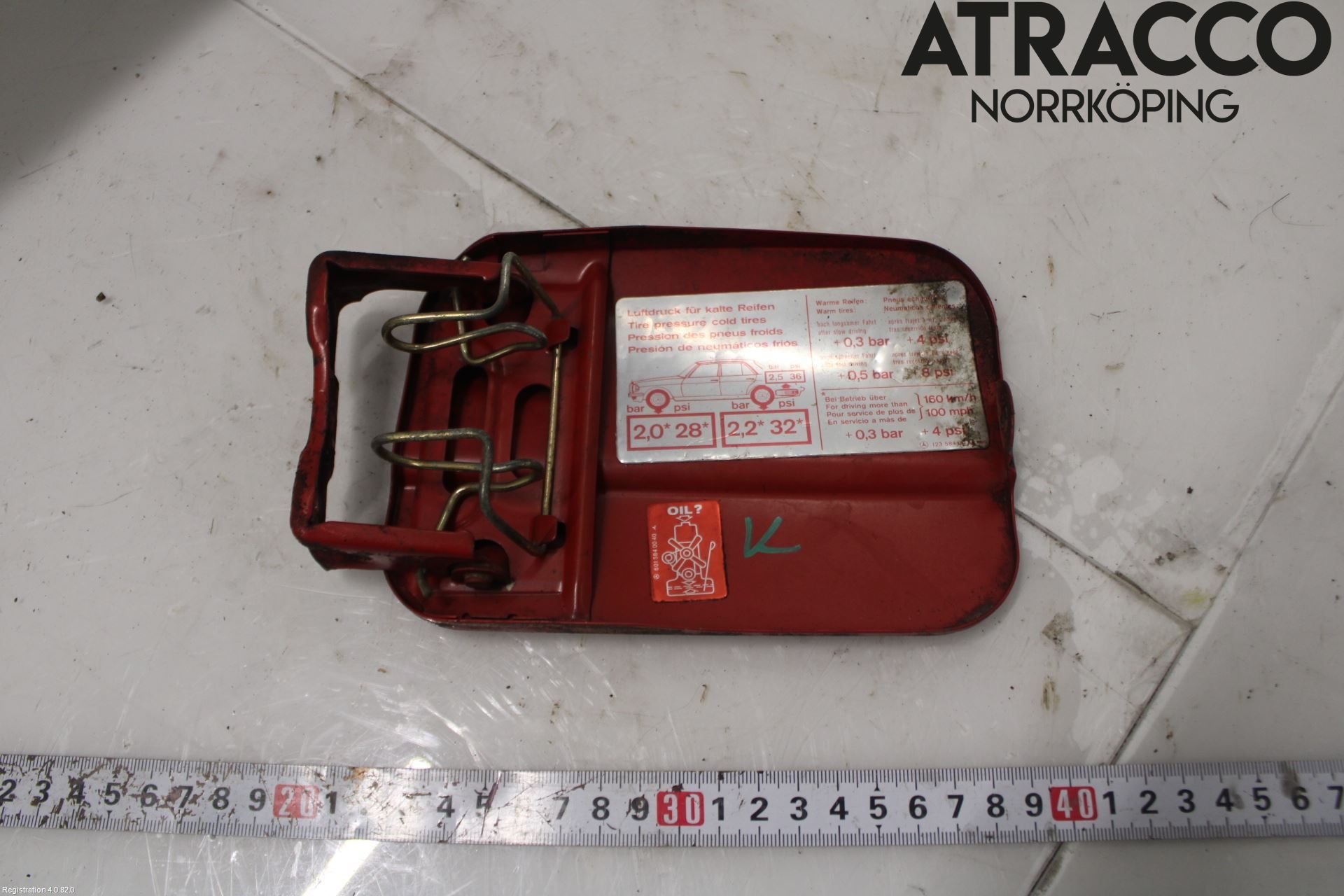 Mercedes-Benz MB 200-300  (W123) 76-86 Tanklucka