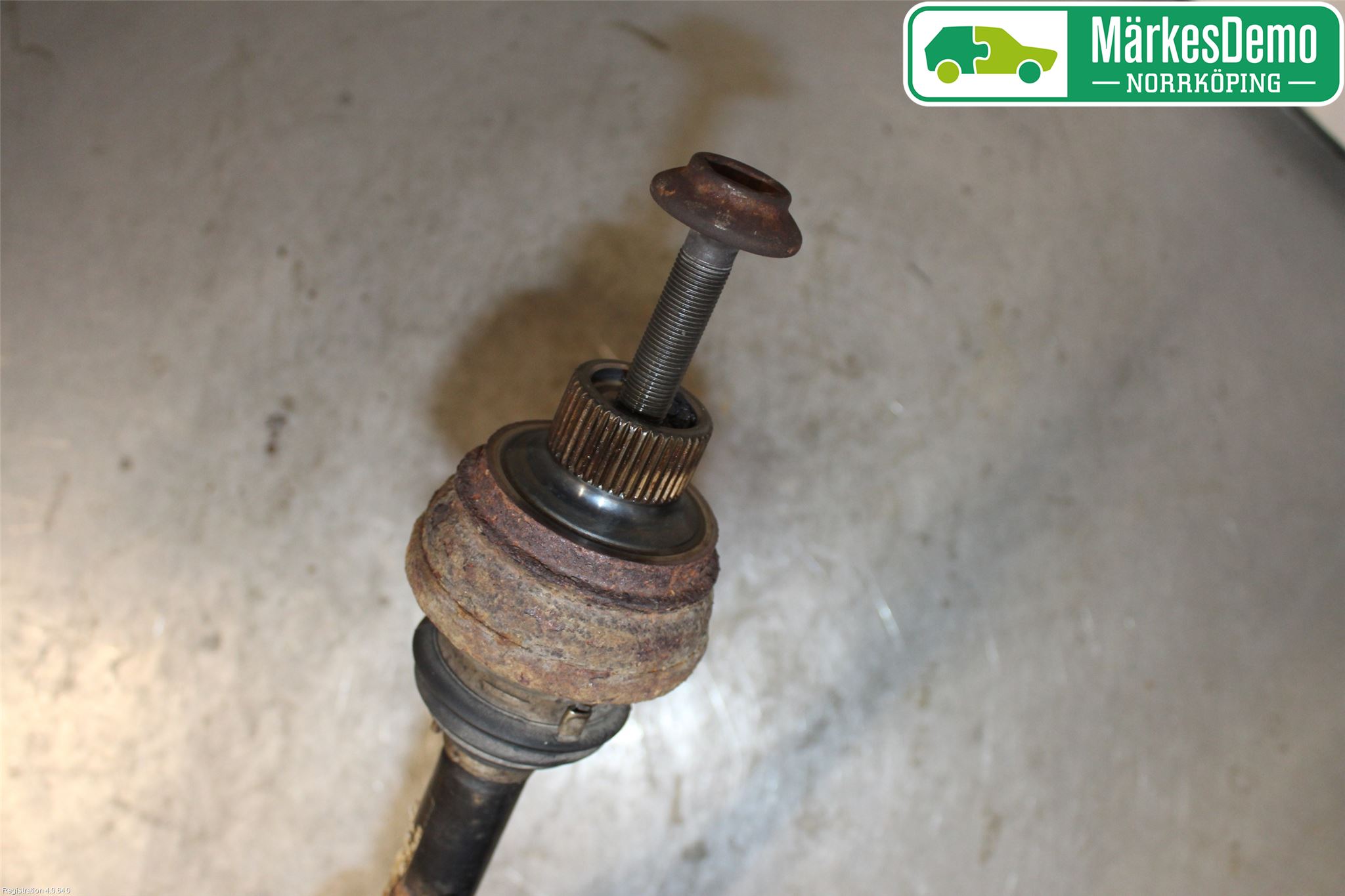 Audi Q5 09-16 Drivaxel Bak Höger