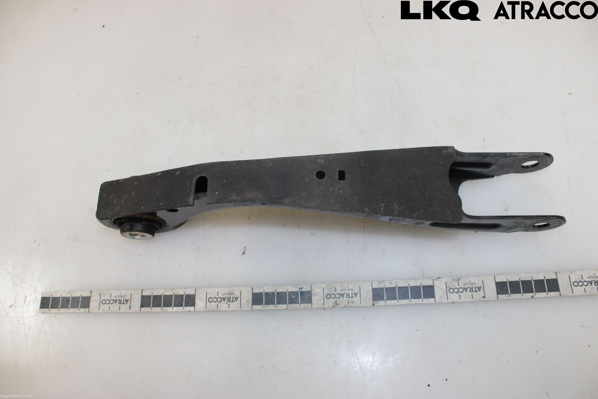 MG 4 23- Bärarm Bak Övre Höger