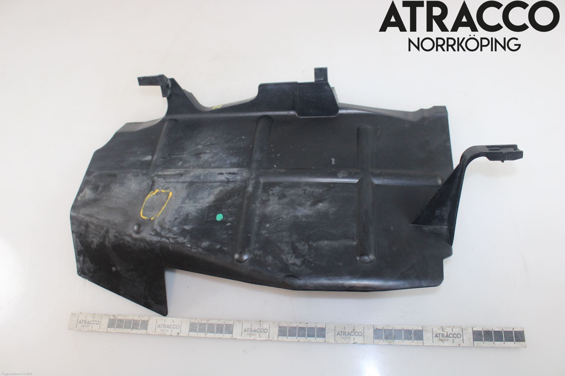 Opel VIVARO 01-14 Deflektor Plåt-Plast Kylning