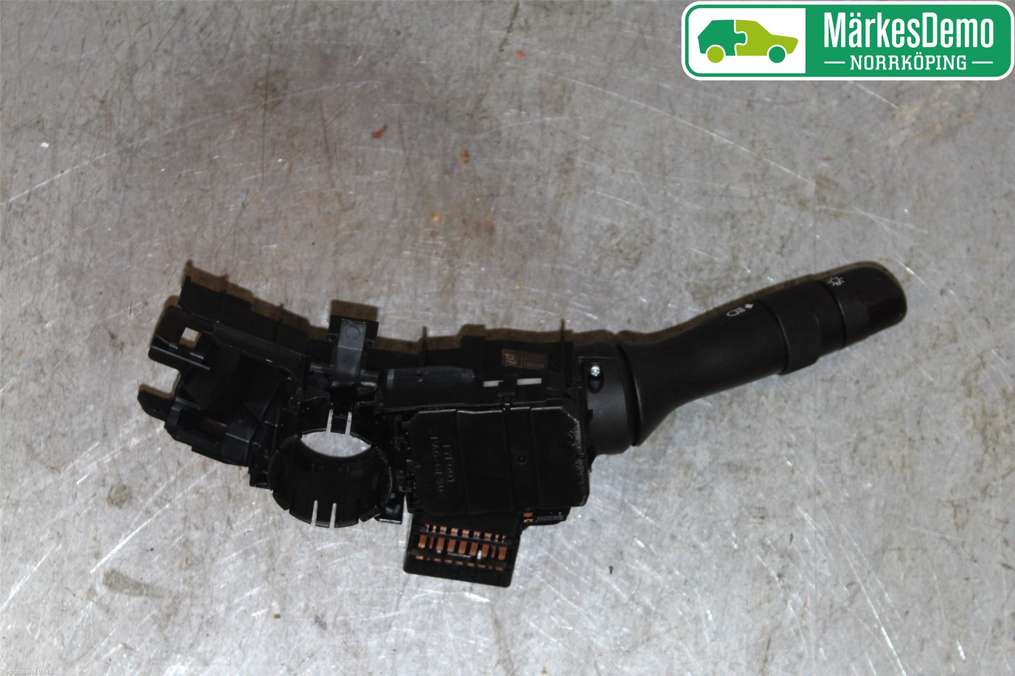 Toyota YARIS XP90 06-11 Spakcentral