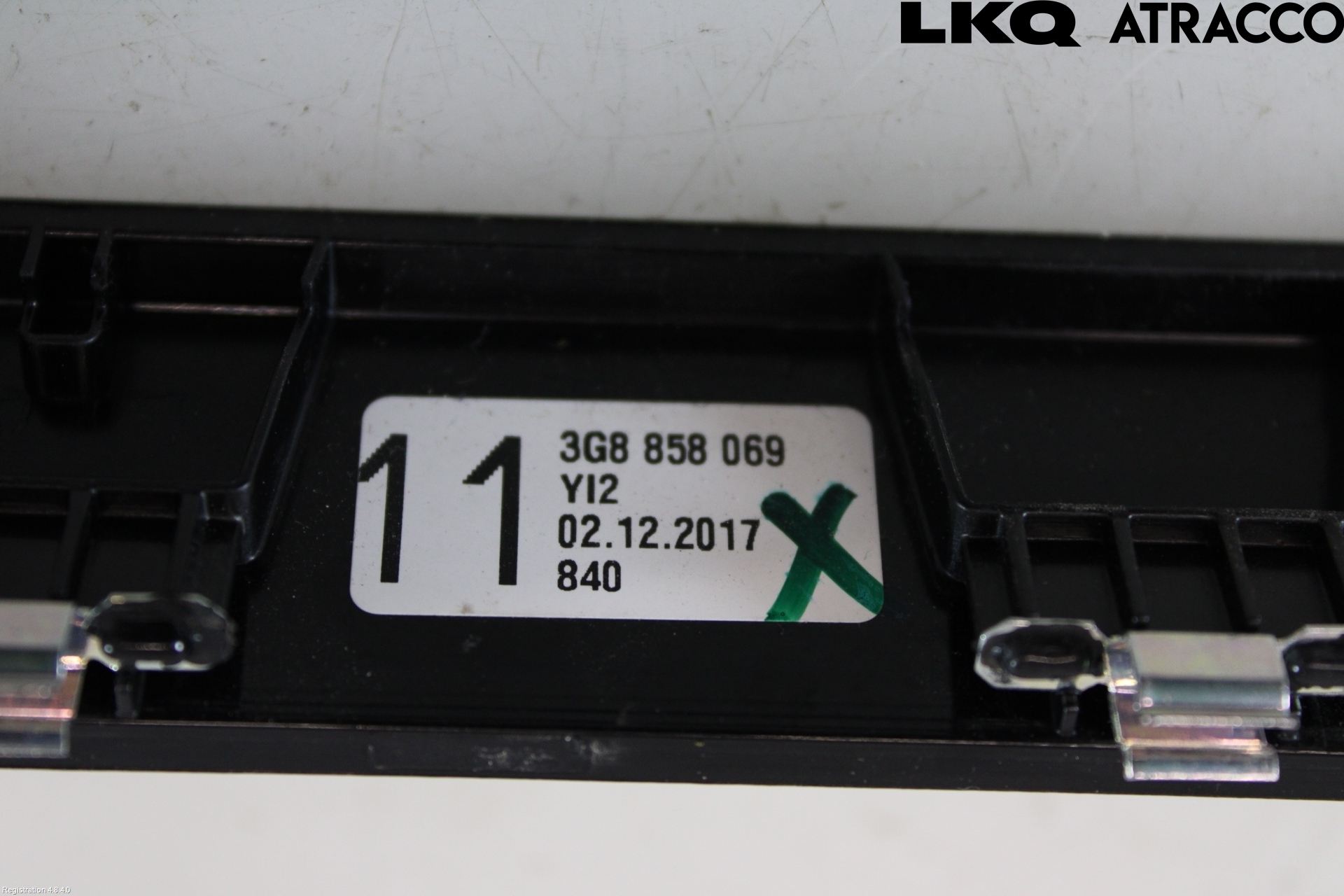 Volkswagen VW PASSAT 15-19 Instrument-Radio Sarg