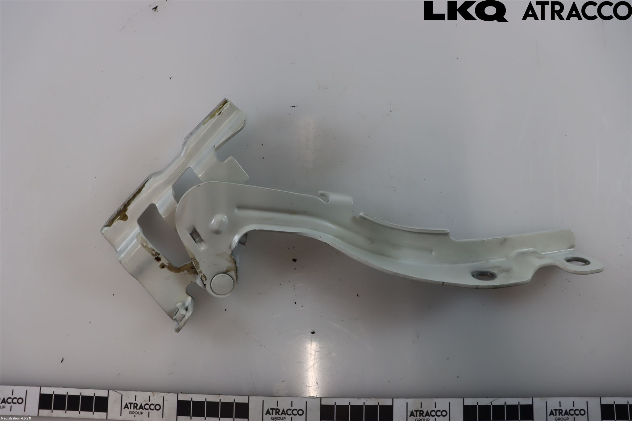 Kia RIO 12-16 Huvgångjärn