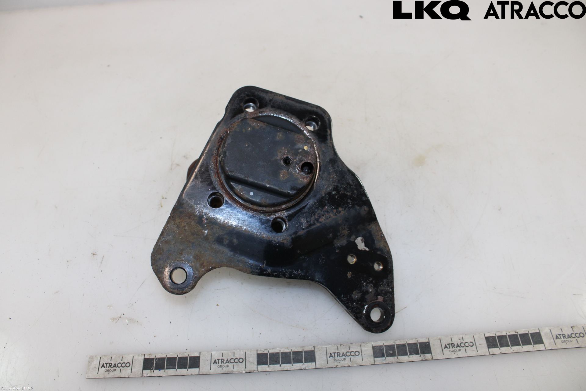 Nissan QASHQAI 14-17 Hjullagerhus-Spindel Hö B