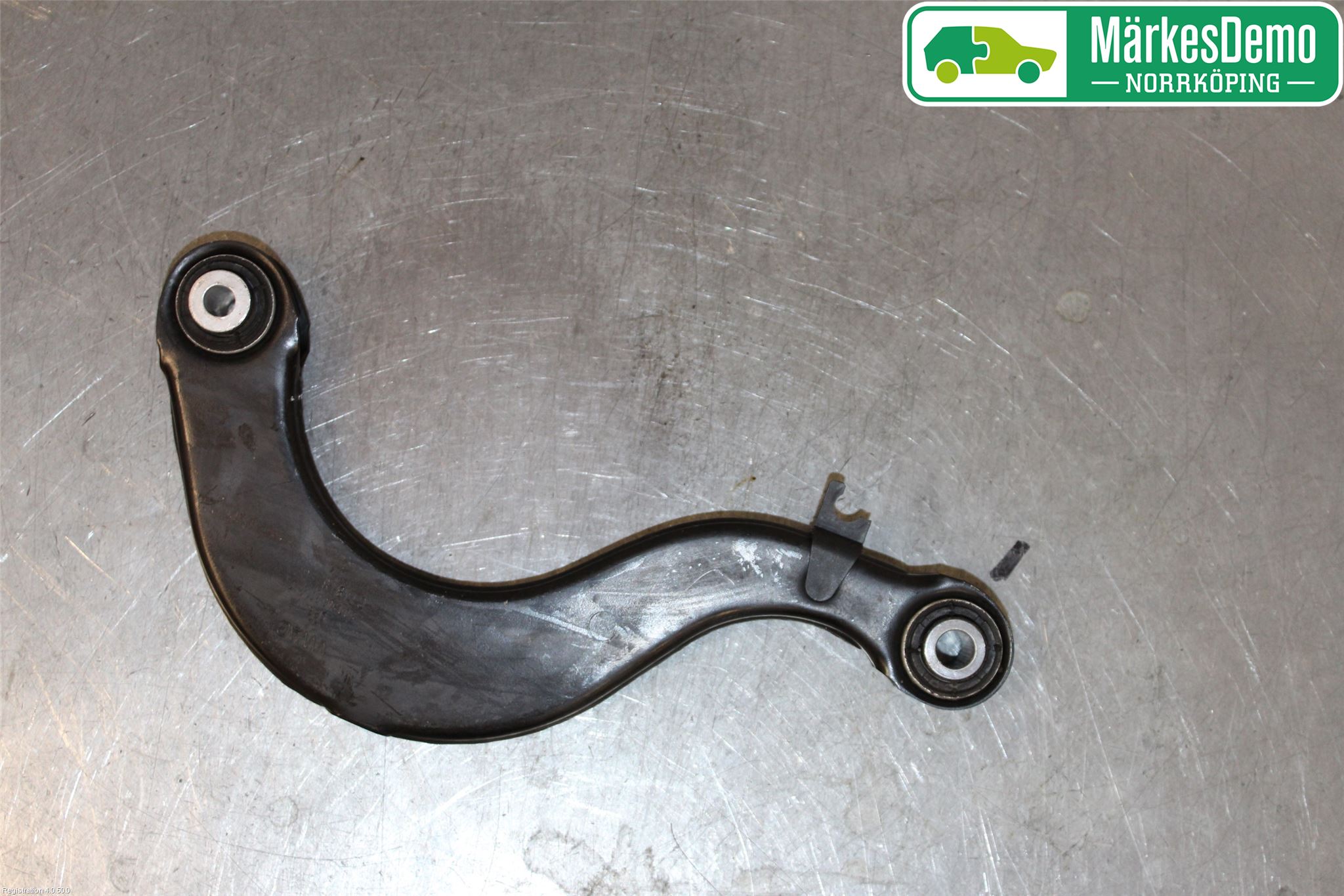 Seat TARRACO 19- Bärarm Bak Övre Vänster