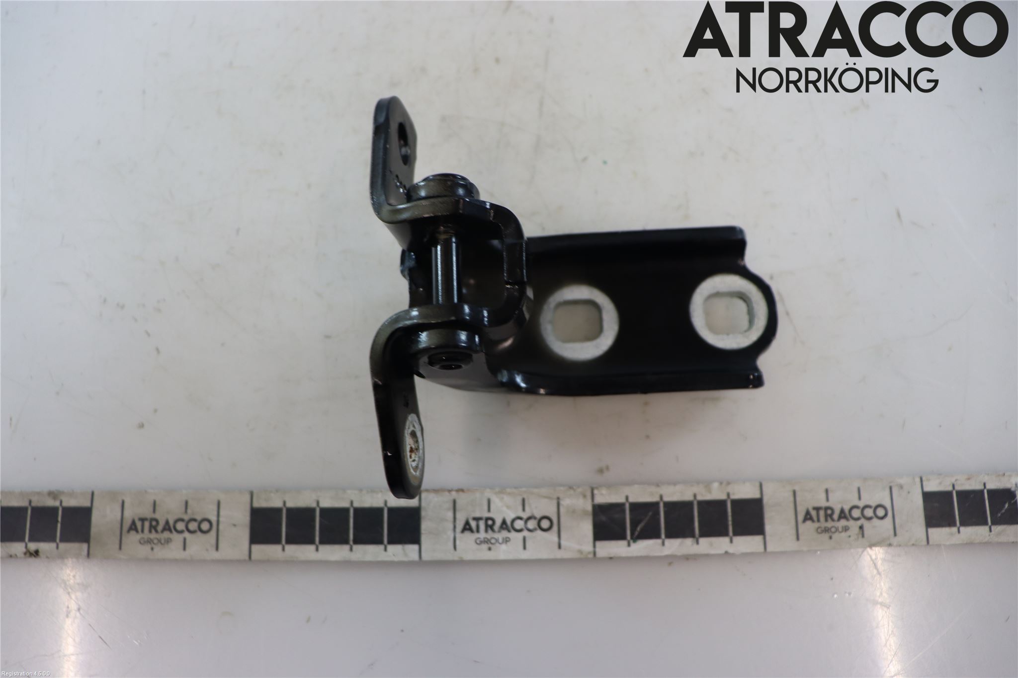 Chevrolet SUBURBAN Dörrgångjärn