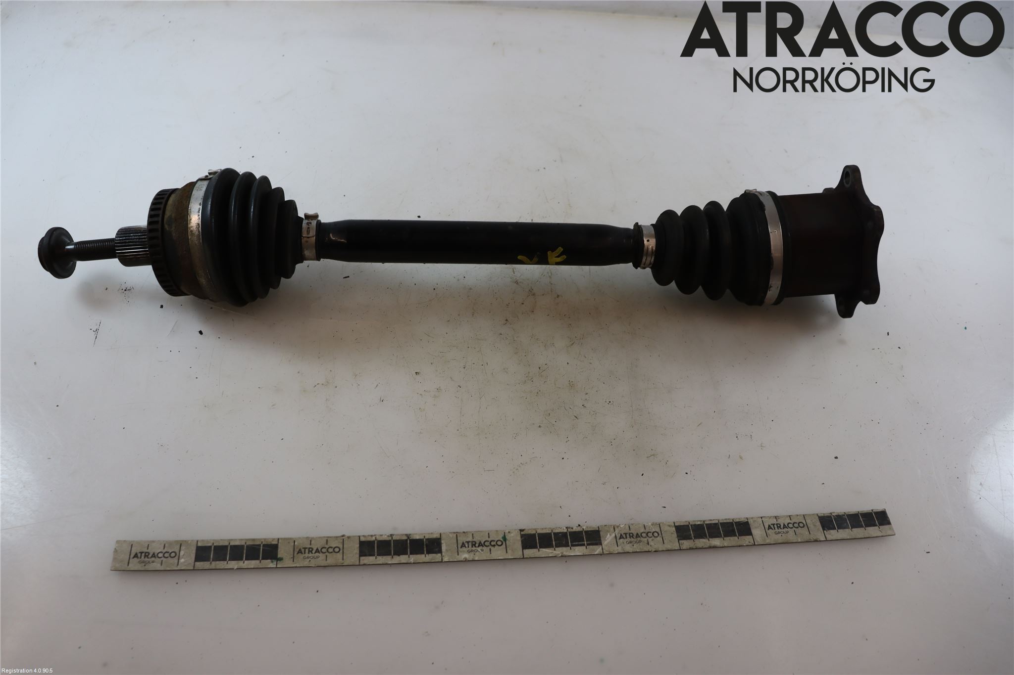 Audi A4/S4 05-07 Drivaxel Fram Vänster