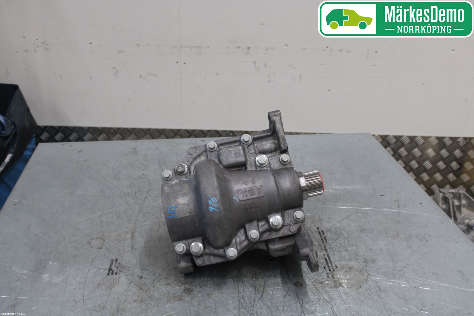 Dacia DUSTER 10-17 Växel Fördelningslåda