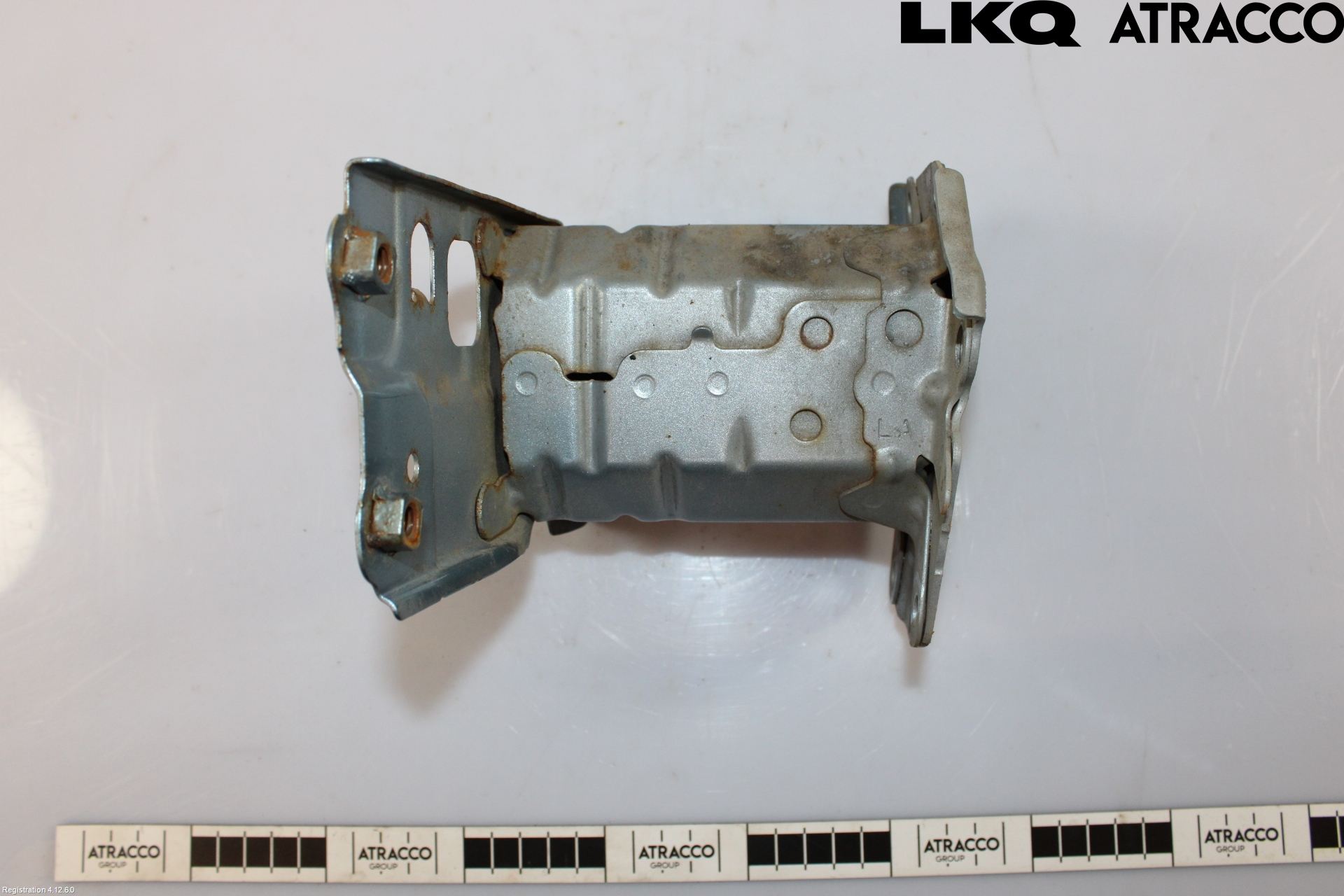 Toyota AURIS 13-19 Stötfångarbärjärn Bak