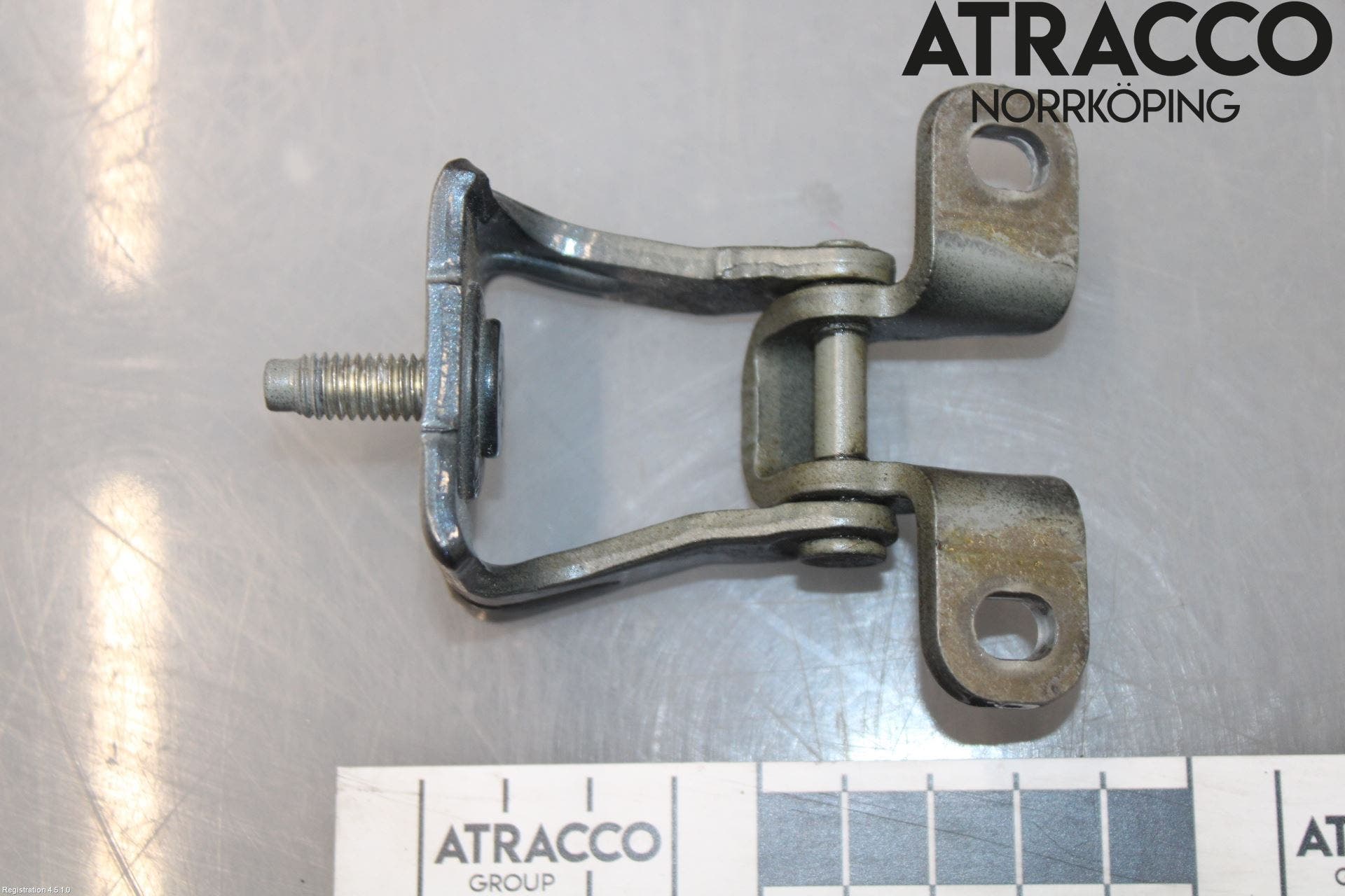 Seat LEON 13-20 Bakluckegångjärn Hö