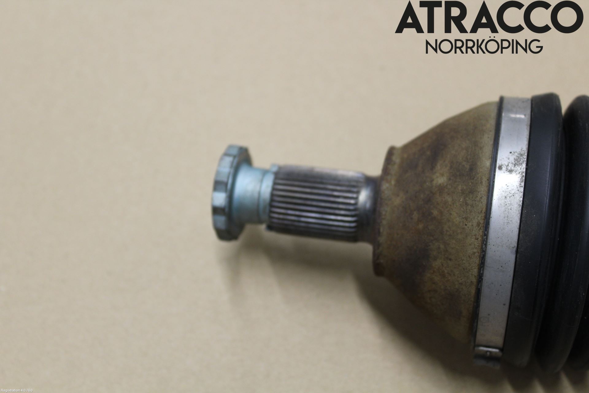 Skoda KAMIQ 20- Drivaxel Fram Höger