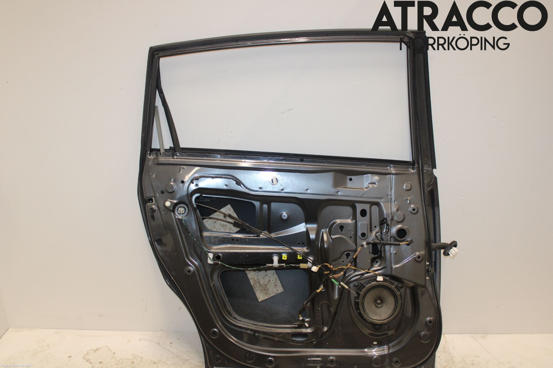 Toyota COROLLA VERSO 08-09 Dörr Bak Vänster