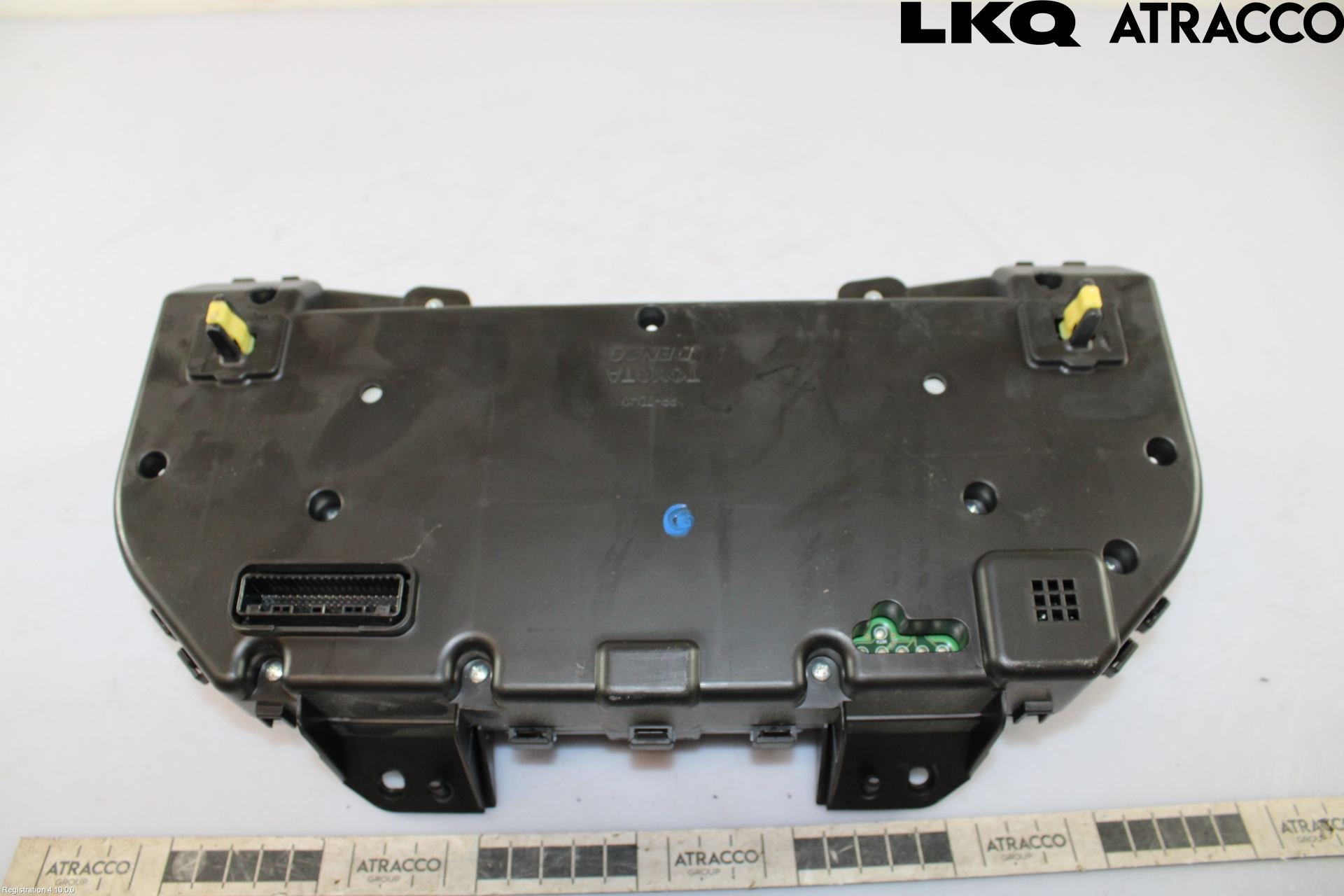 Toyota AVENSIS 09-15 Instrument Komb